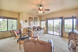 Alquiler Vacacional - Torreon 'crow's Nest' Mountain Home w/ Views!