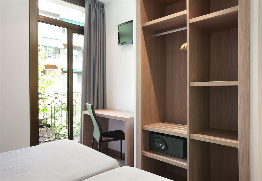 Set de Habitación Hostal Centric