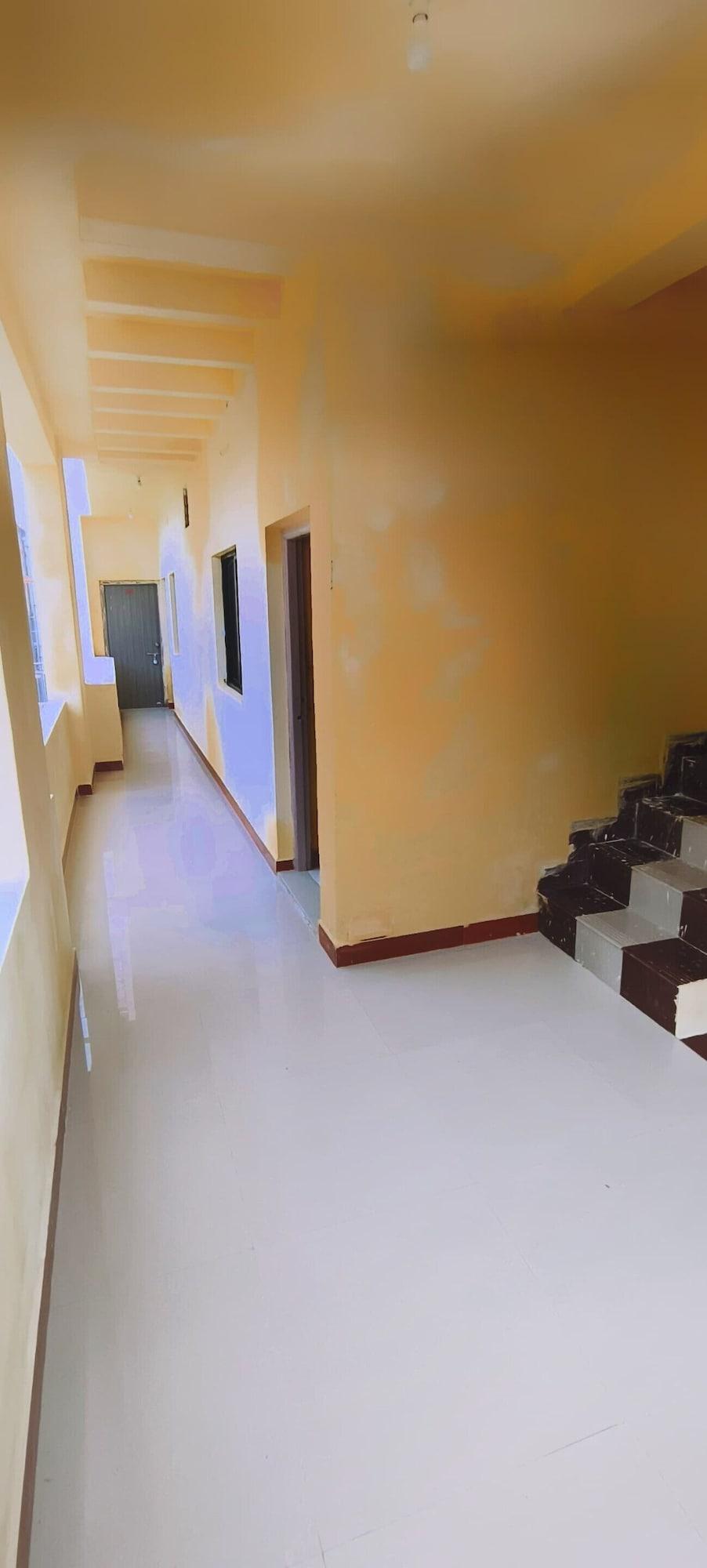 Vista Lobby Yuvraj Bhavan Dwarka