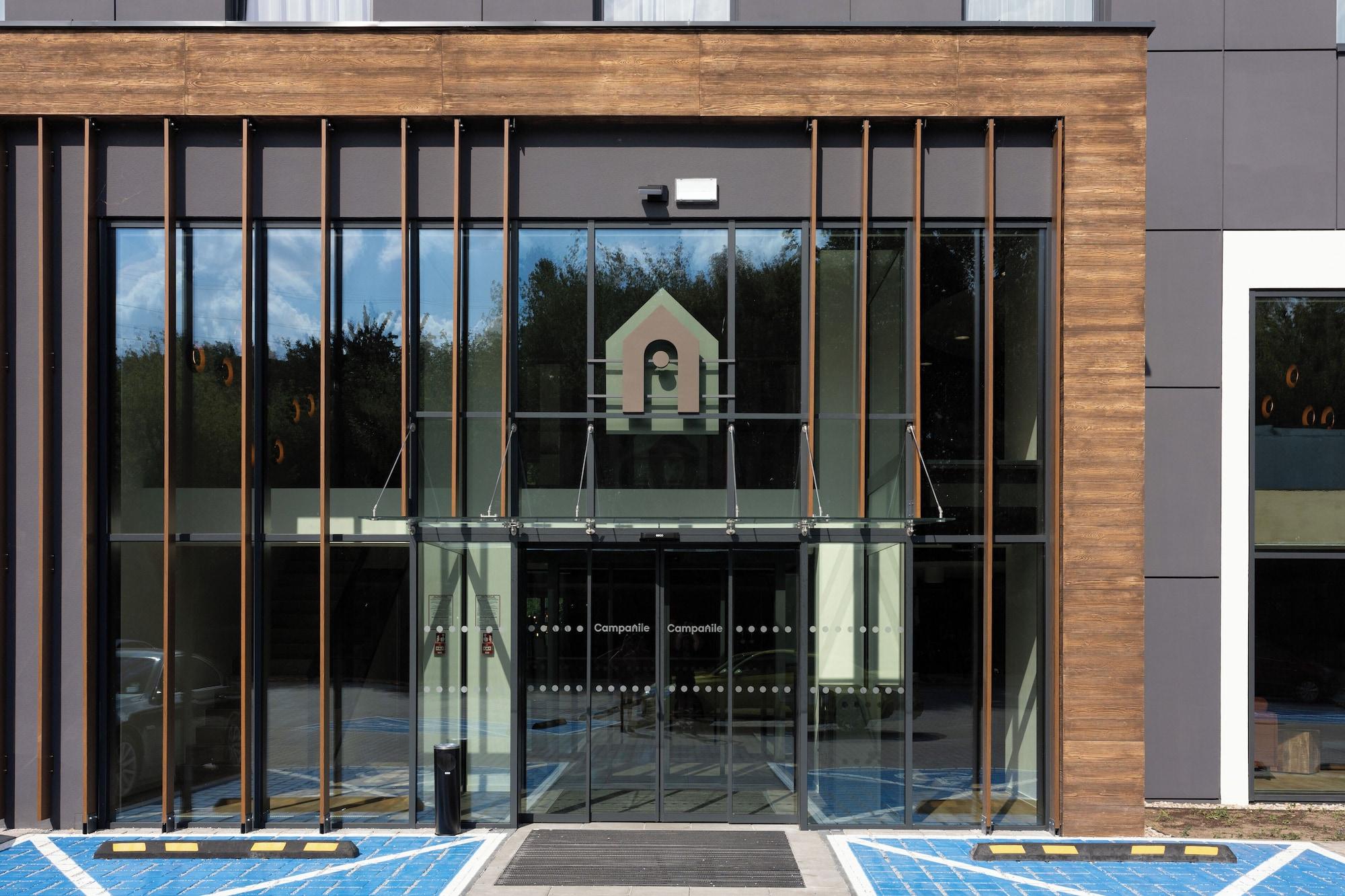 Varios Campanile Warszawa Polnoc