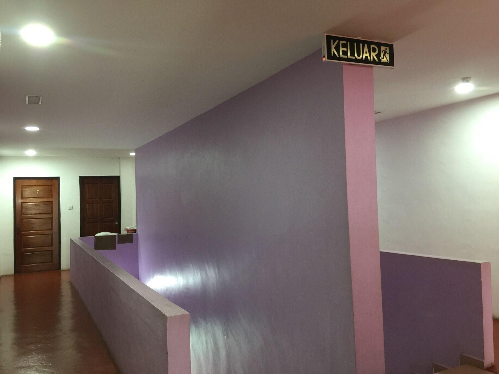 Comodidades del Alojamiento OYO 89671 Changlun Star Motel