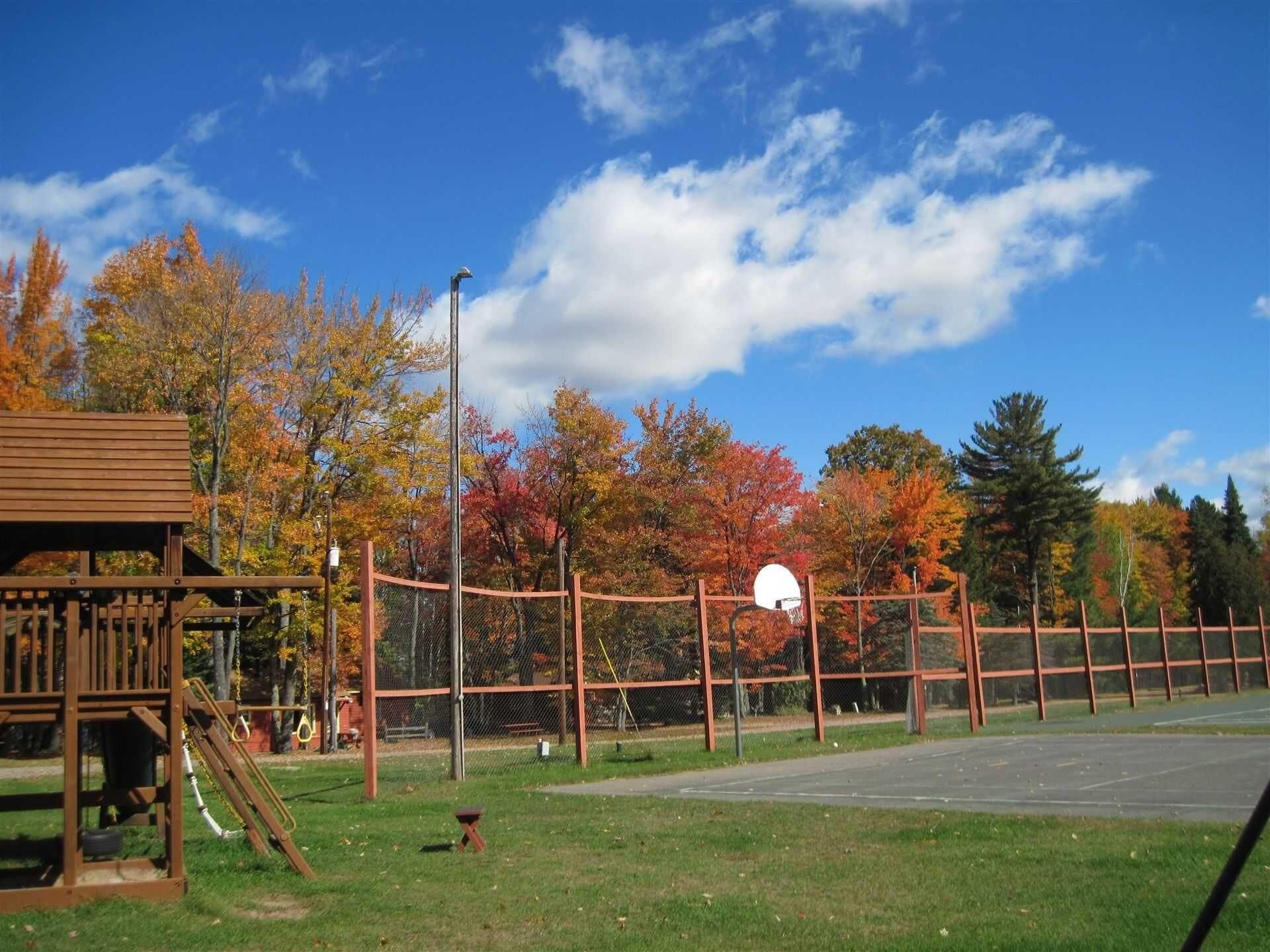 Instalaciones Recreativas Holiday Acres Resort