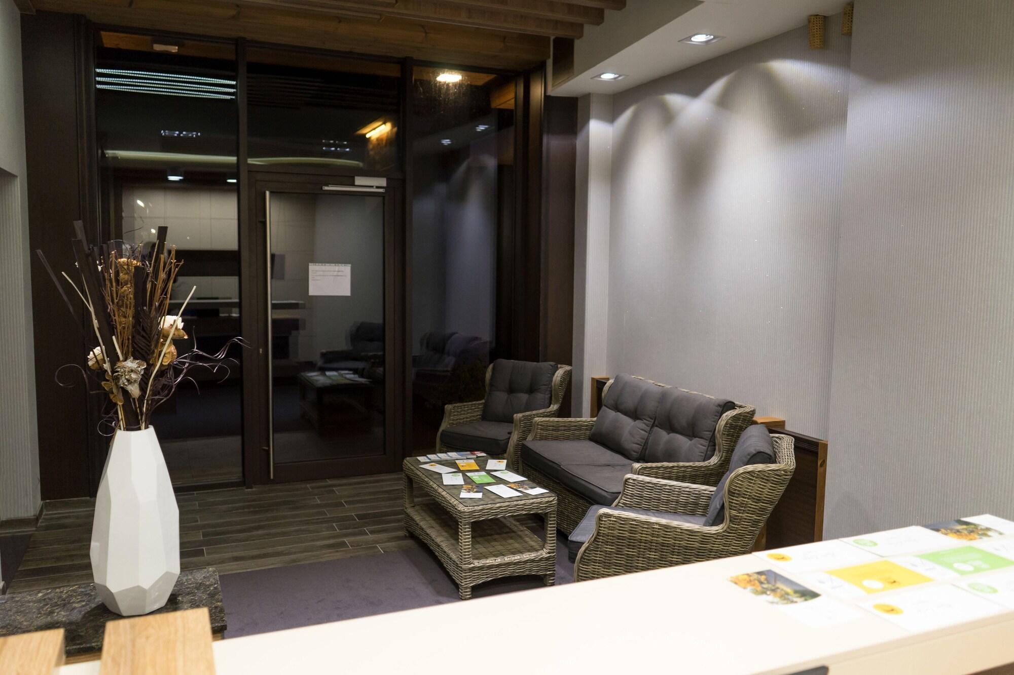 Vista Lobby River Lodge