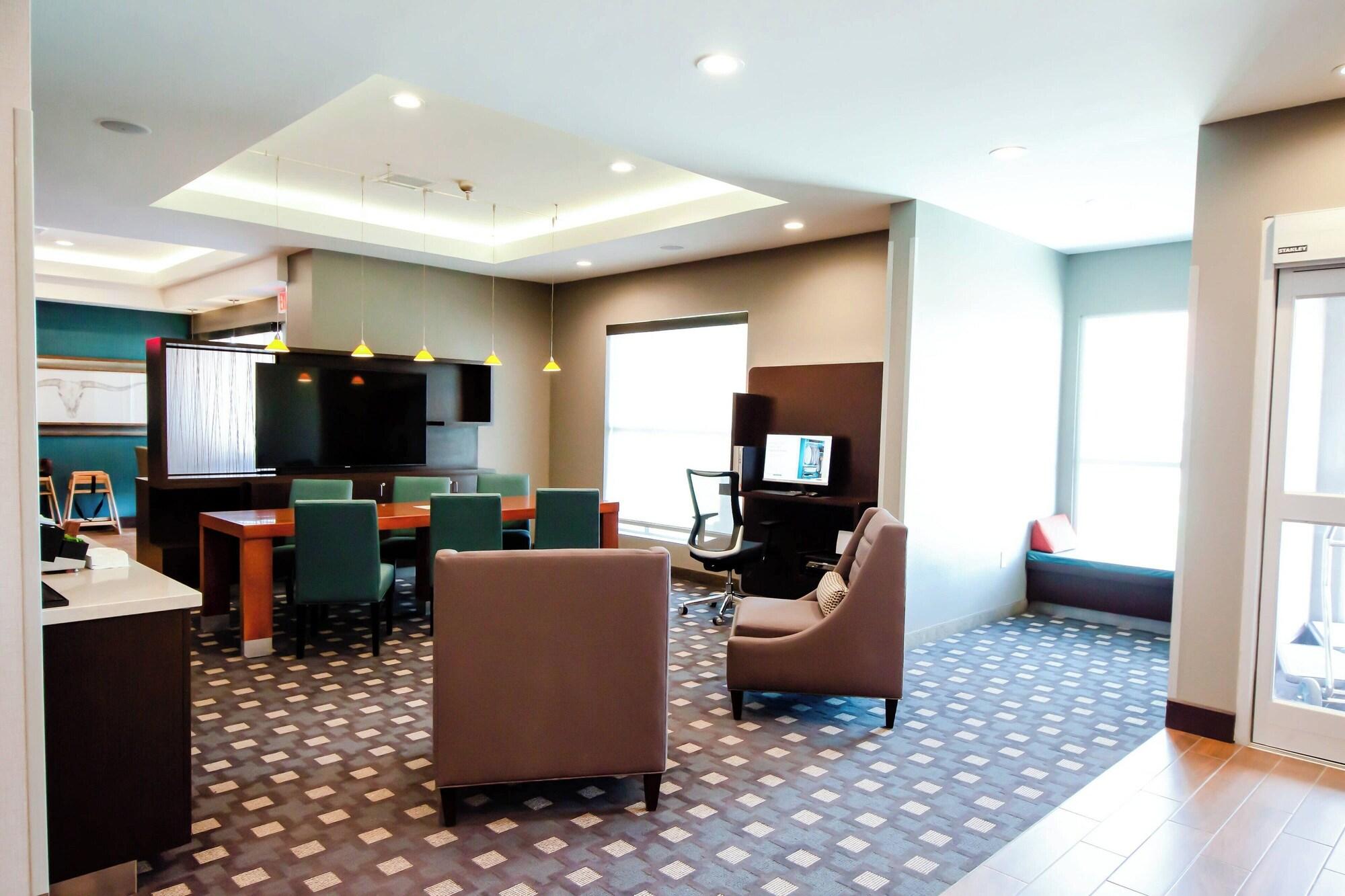 Vista Lobby TownePlace Suites by Marriott Temple