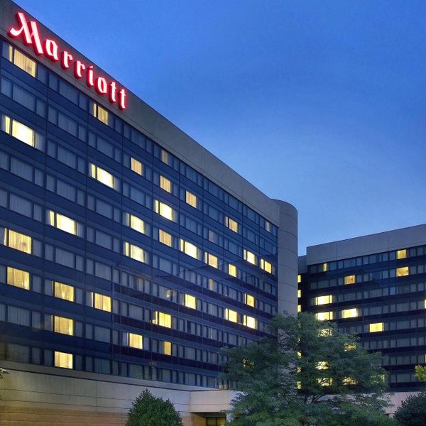 Newark Liberty International Airport Marriott