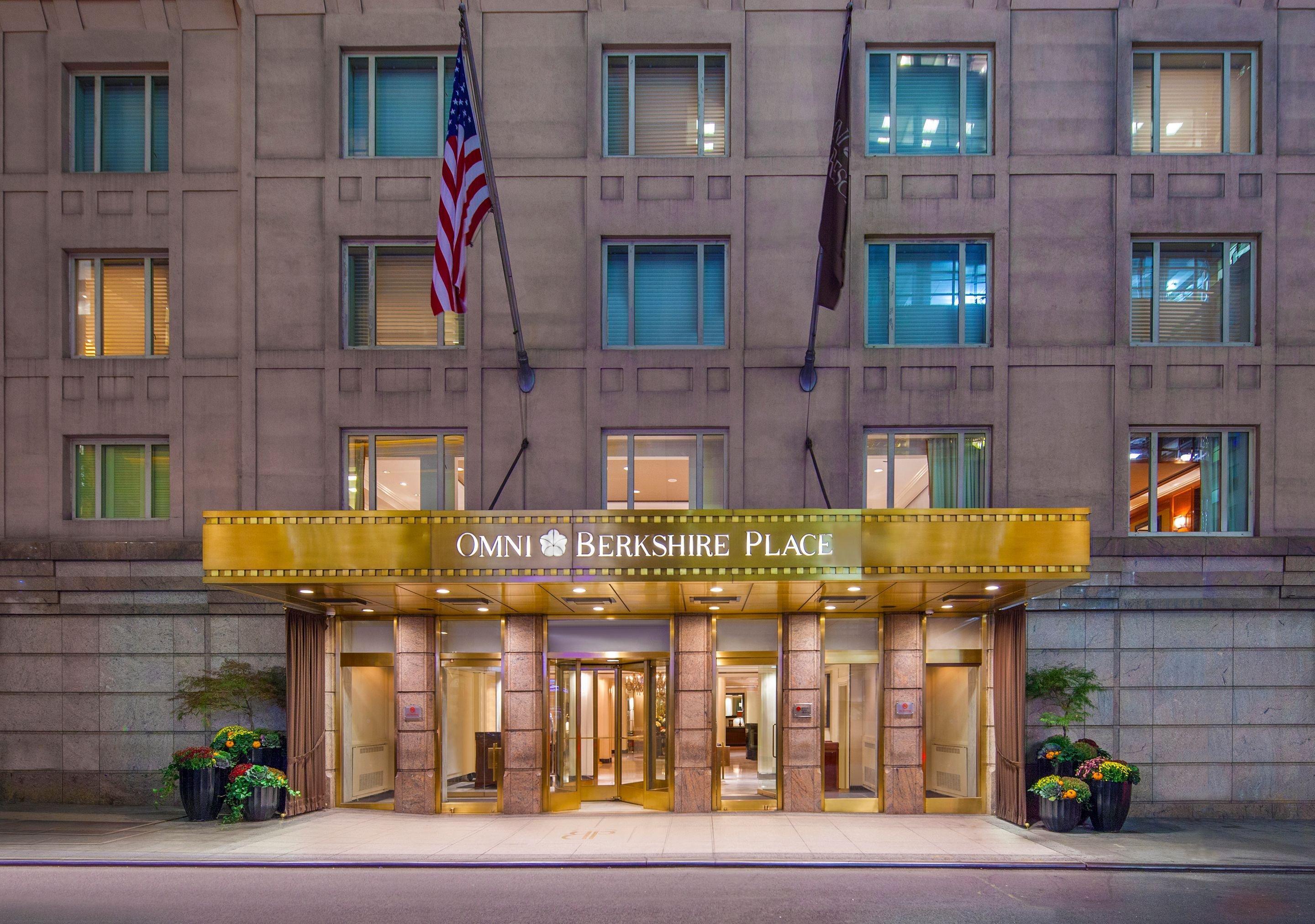 Vista Exterior Omni Berkshire Place