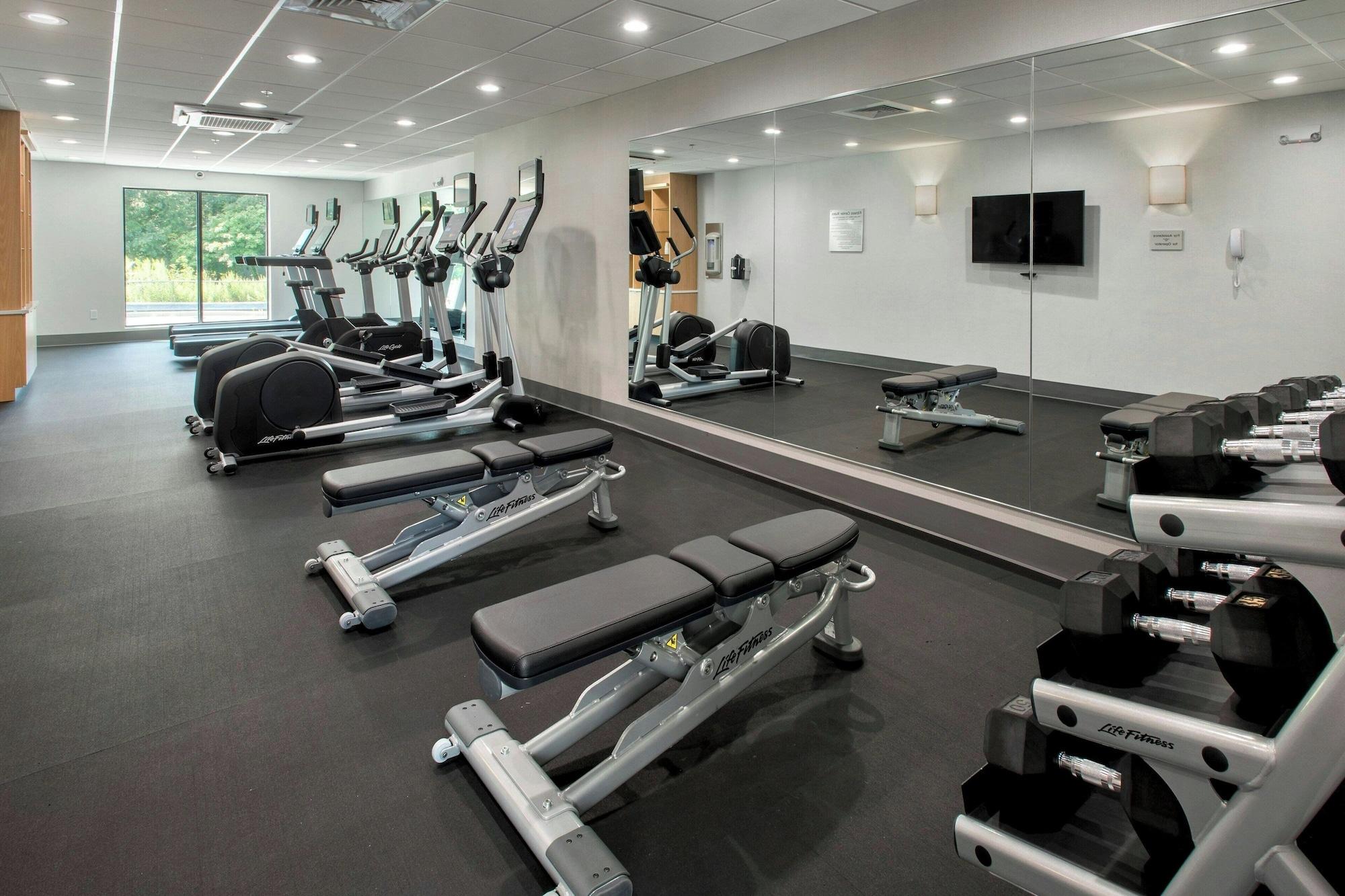Gimnasio Courtyard by Marriott New Haven Orange-Milford