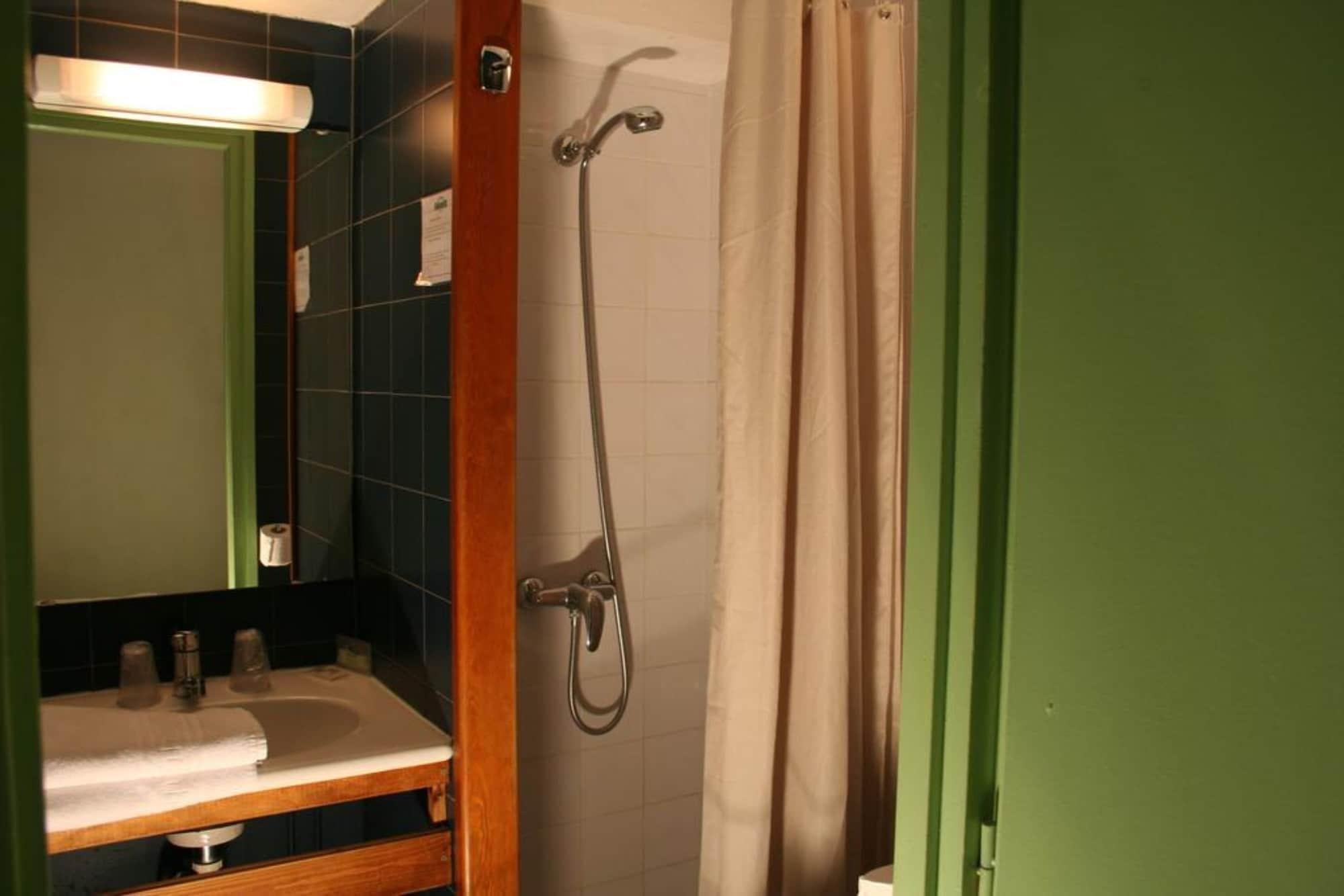 Equipamiento de Habitación Hotel La Chartreuse