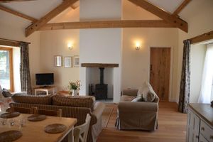 Alquiler Vacacional - Raleigh Barn - Detached Grade II Listed in a rural setting, two ensuite bedrooms