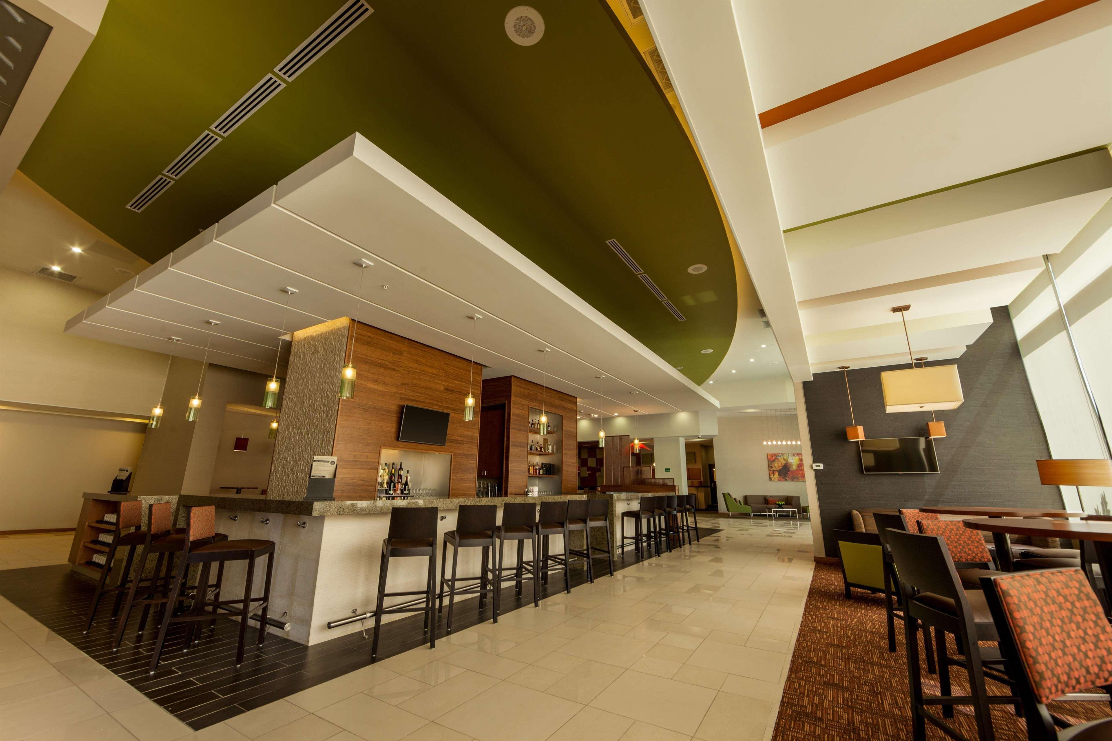 Restaurant Hyatt Place Tijuana