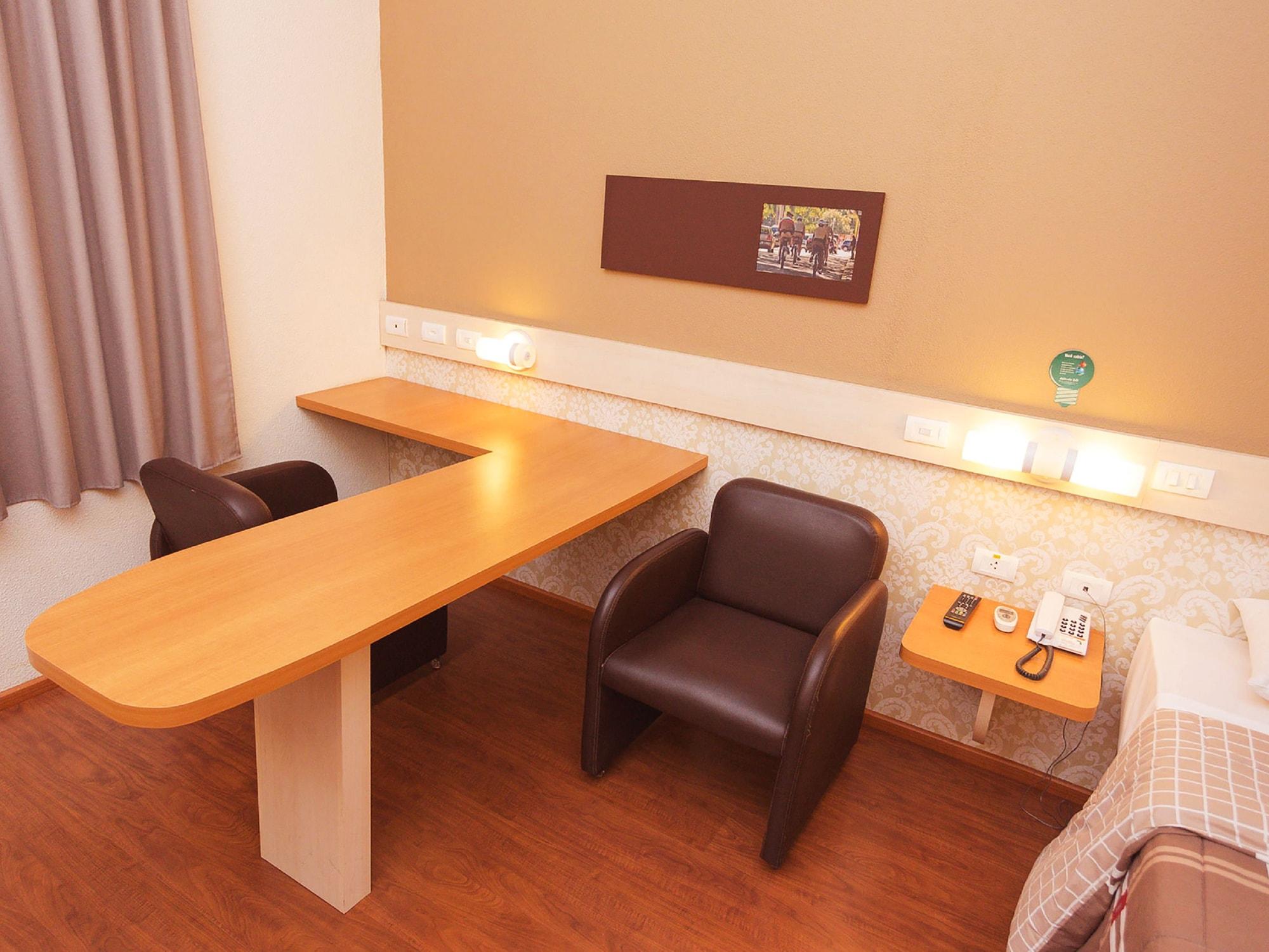 Set de Habitación Strassen Hotel