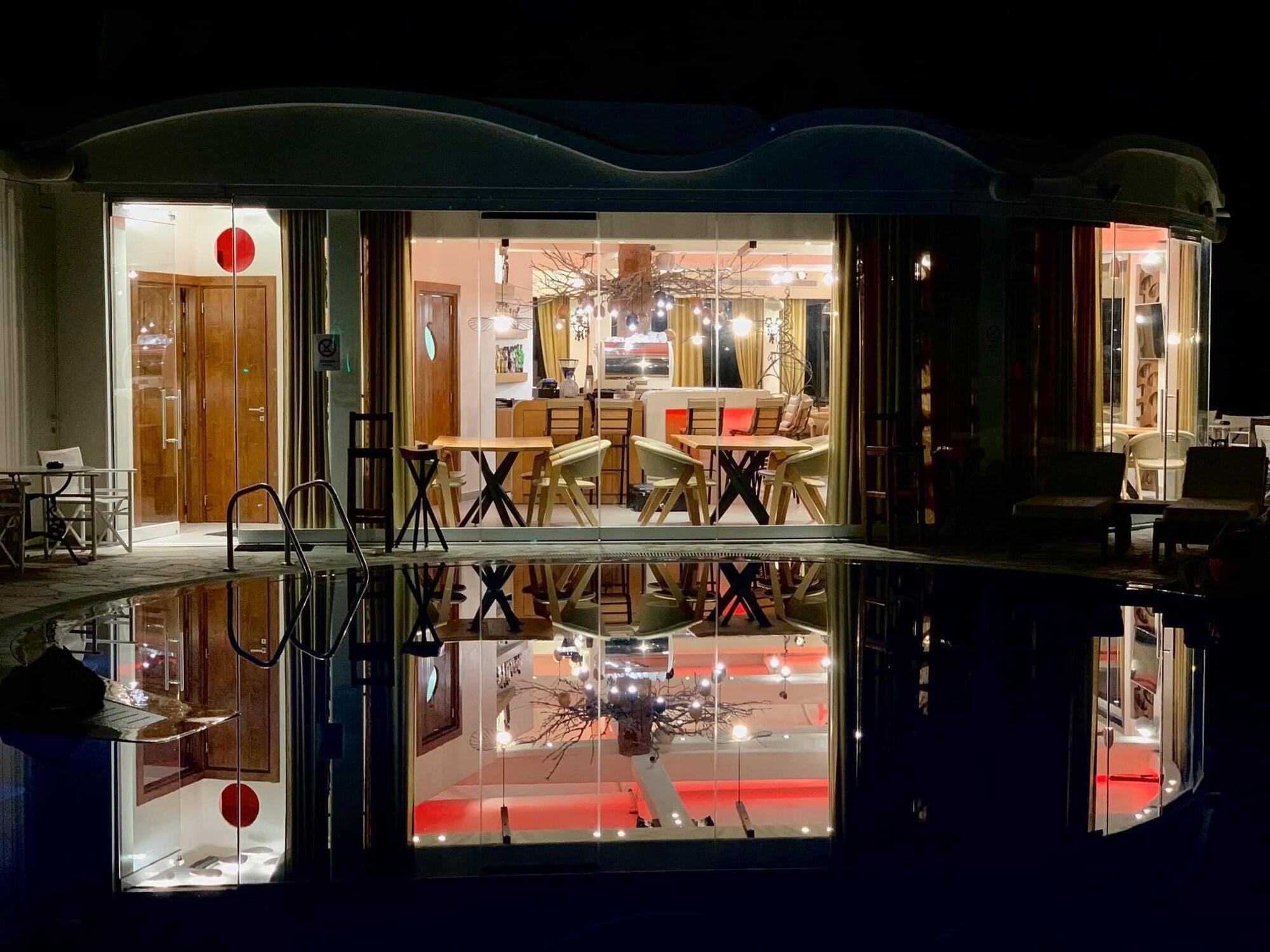 Bar/Salón Villa Manos