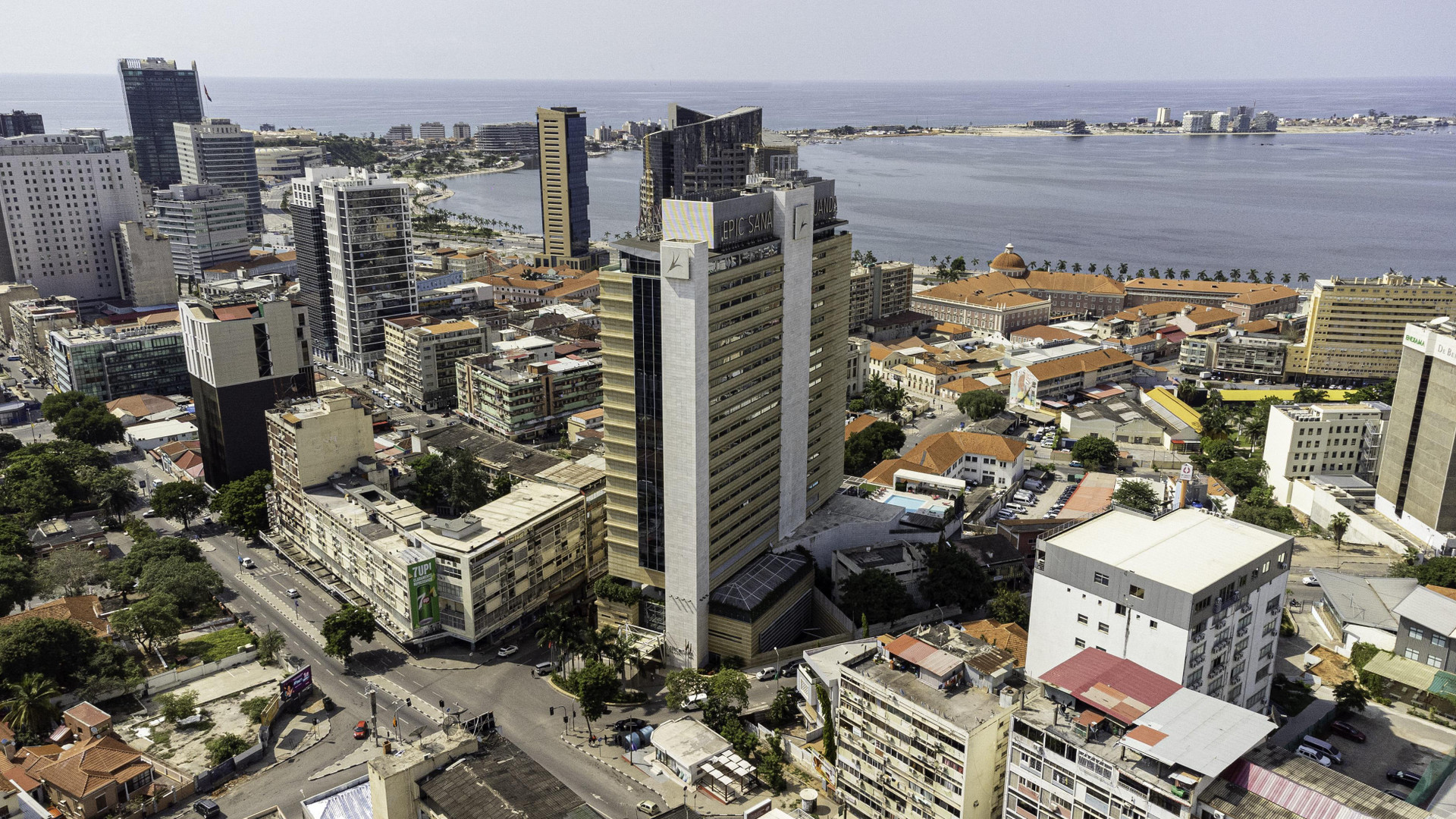 Vista Exterior EPIC SANA Luanda Hotel