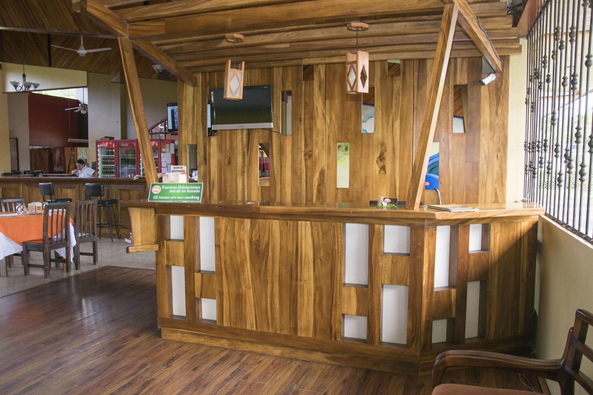 Vista Lobby Hotel Pacuare