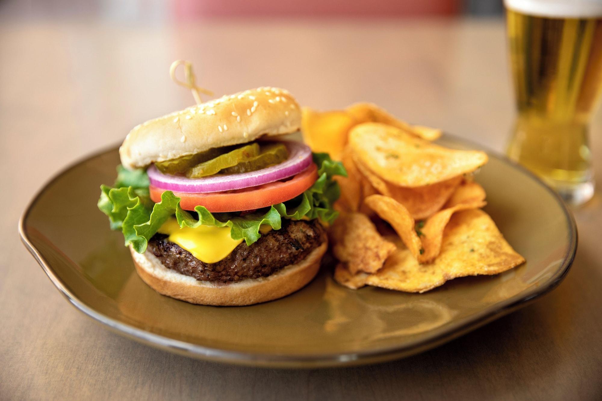 Restaurant Embassy Suites by Hilton Tampa Airport Westshore