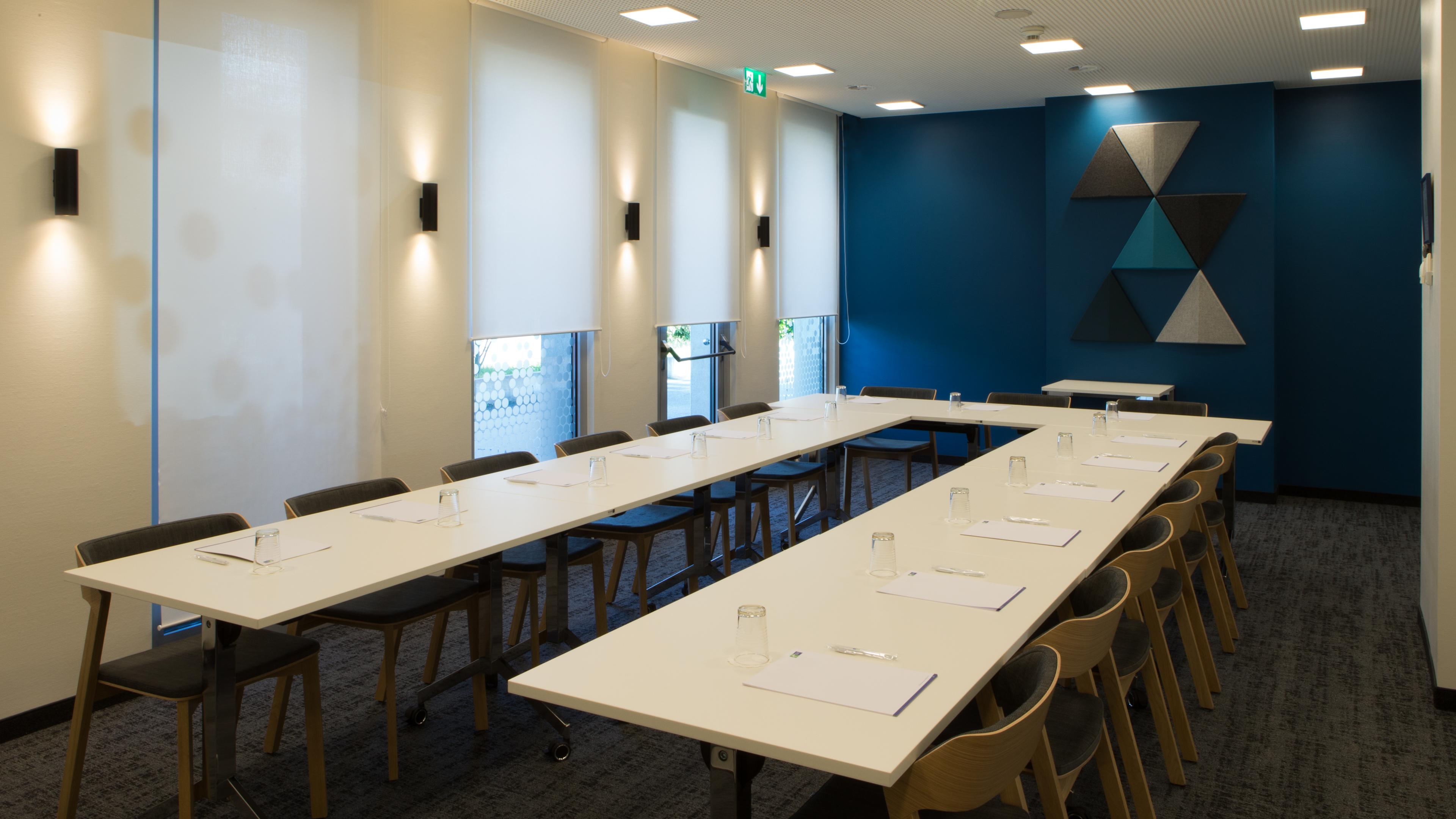 Sala de Reuniones Holiday Inn Express Geneva Airport by IHG