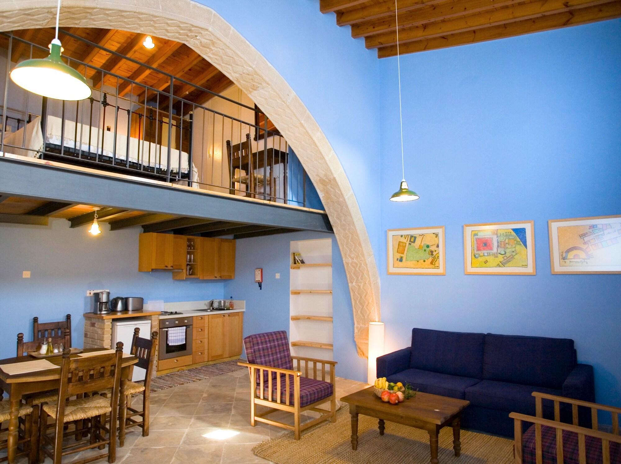 Comodidades del Alojamiento Evkarpos Country House