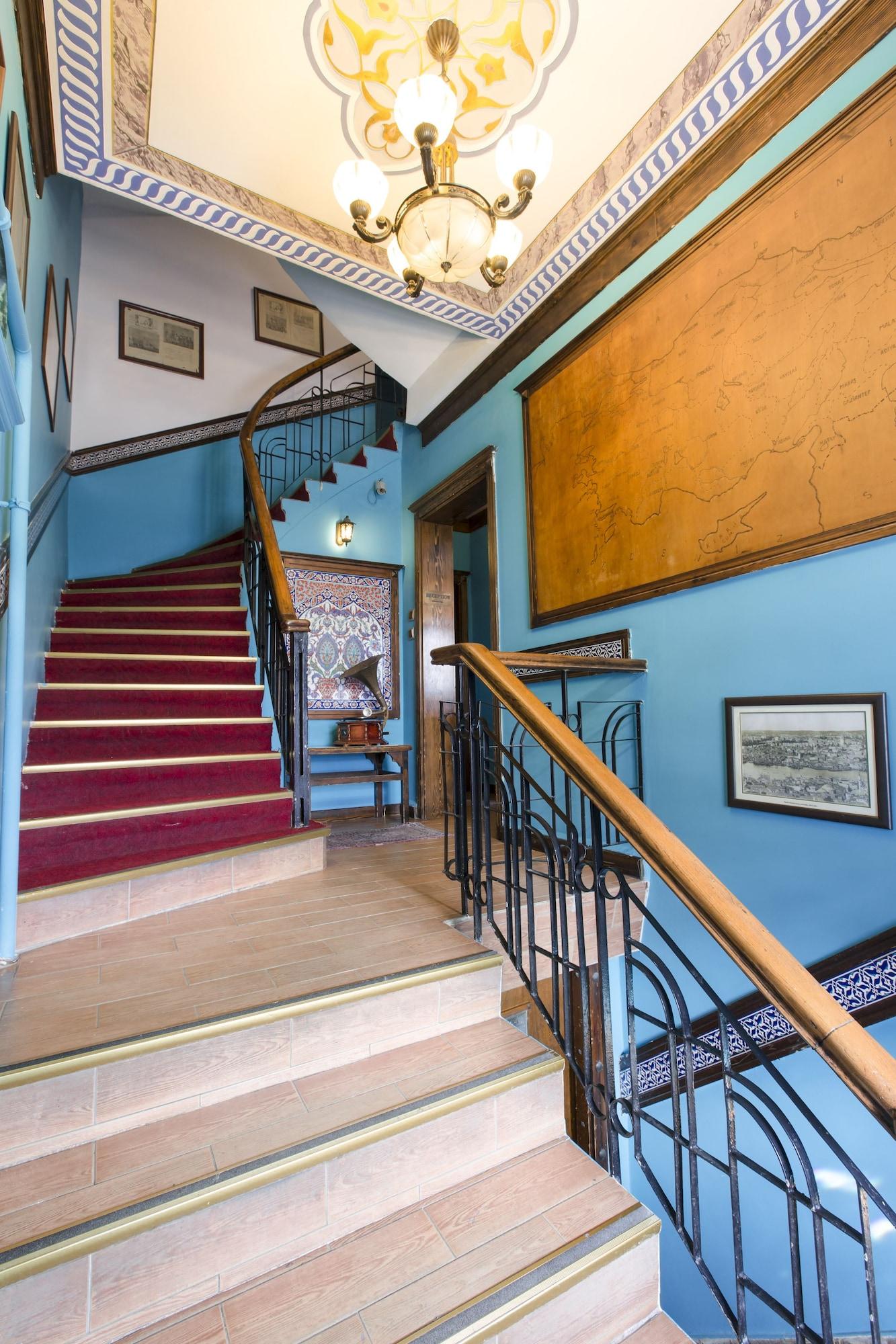 Varios Mansion by Cheers