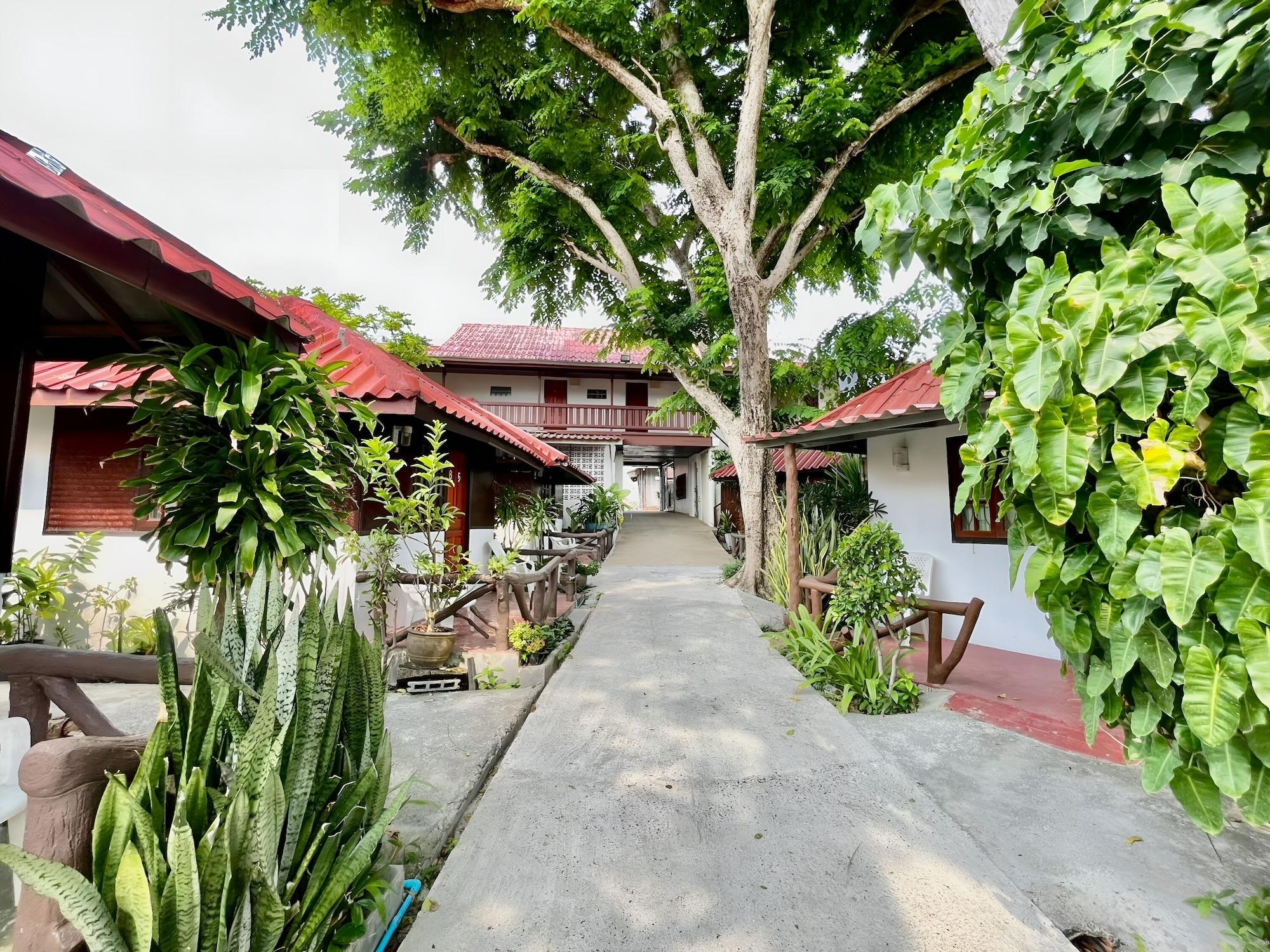Vista Exterior Haadrin Resort