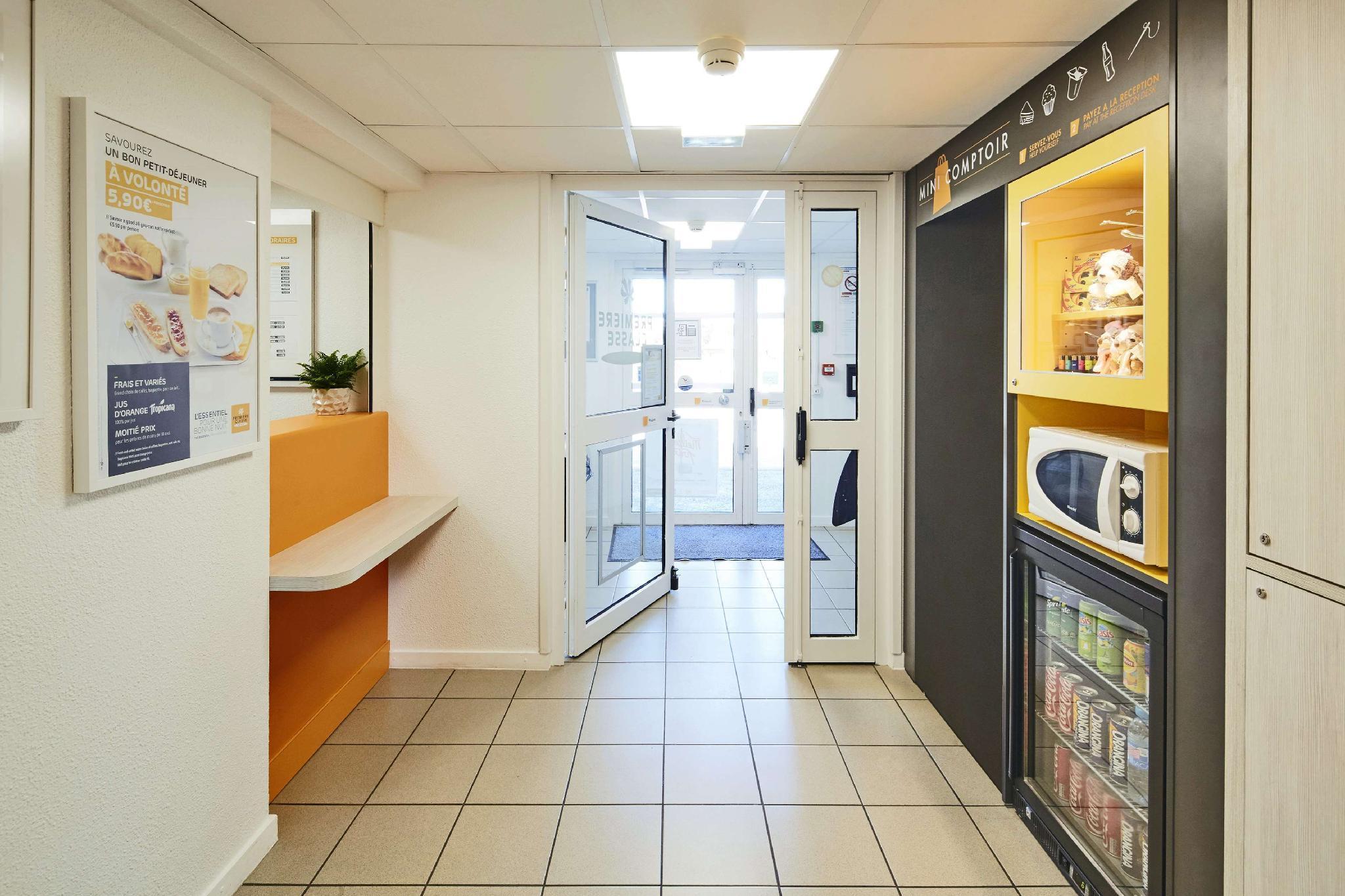 Vista Lobby Kyriad Direct Annemasse - Genève