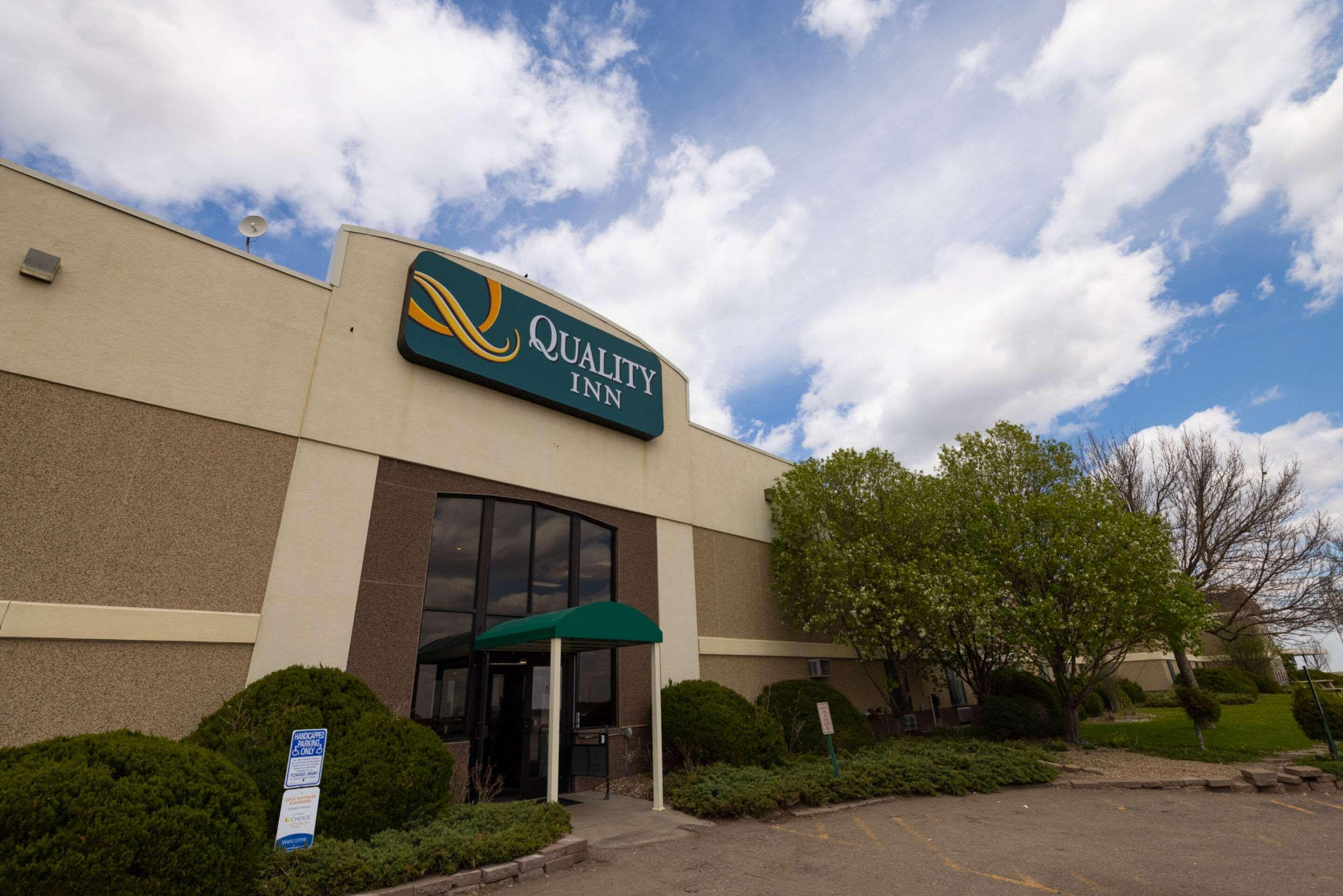 Vista Exterior Quality Inn Rosebud Casino