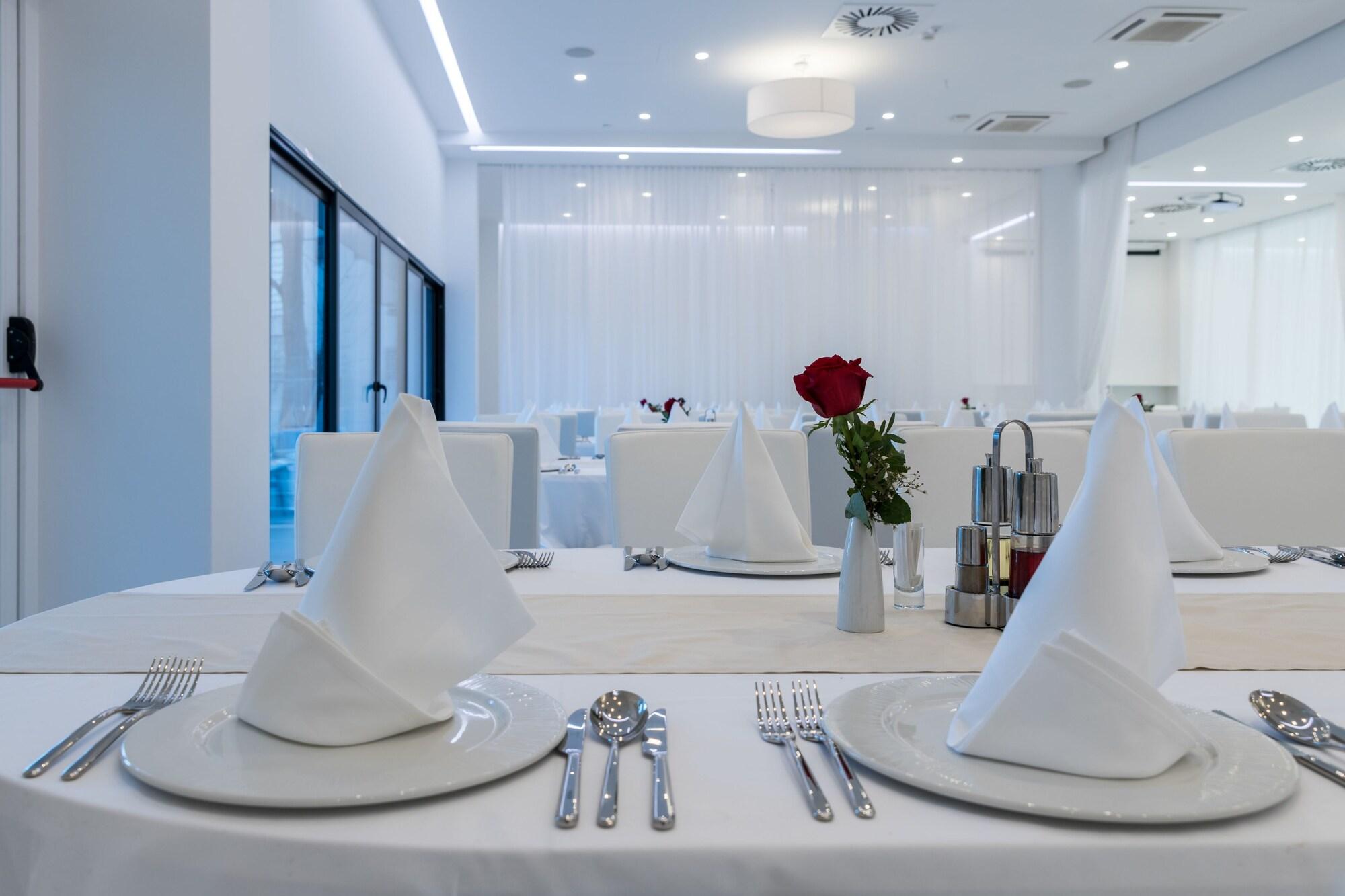 Restaurant Hotel Garden Hill