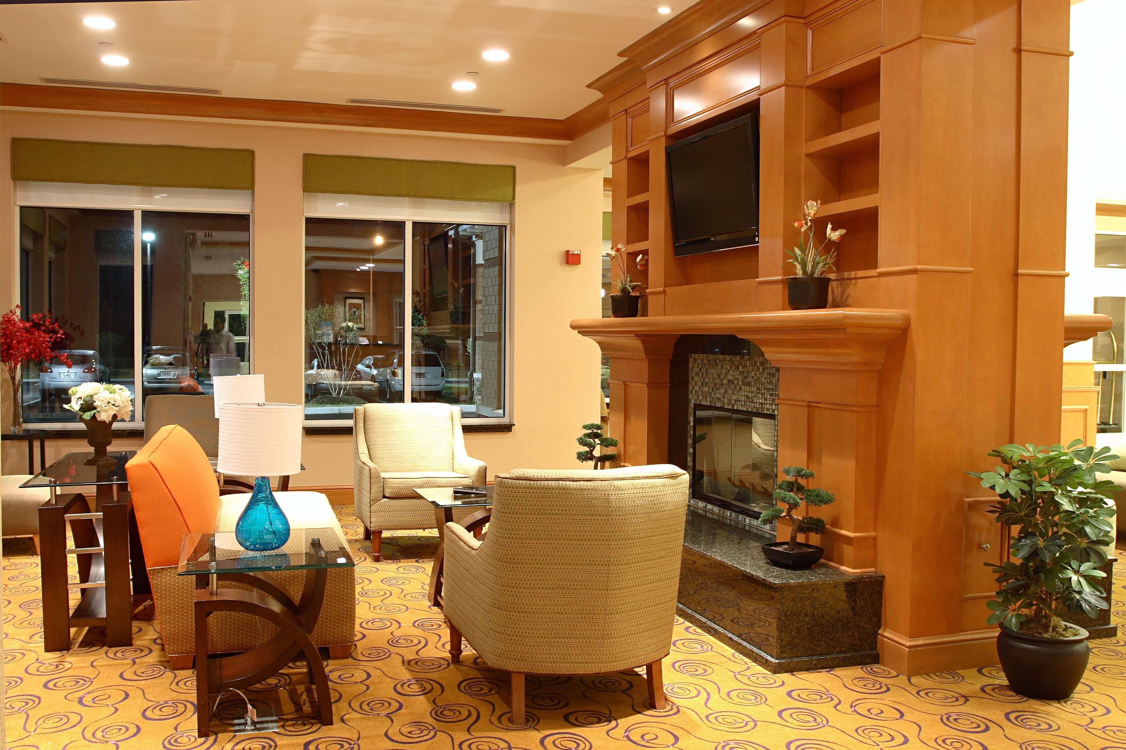 Vista Lobby Hilton Garden Inn Chesapeake/Suffolk 