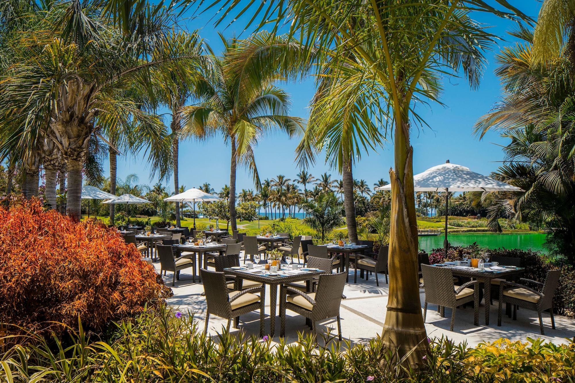 Restaurant BON Hotel at VidantaWorld Nuevo Vallarta