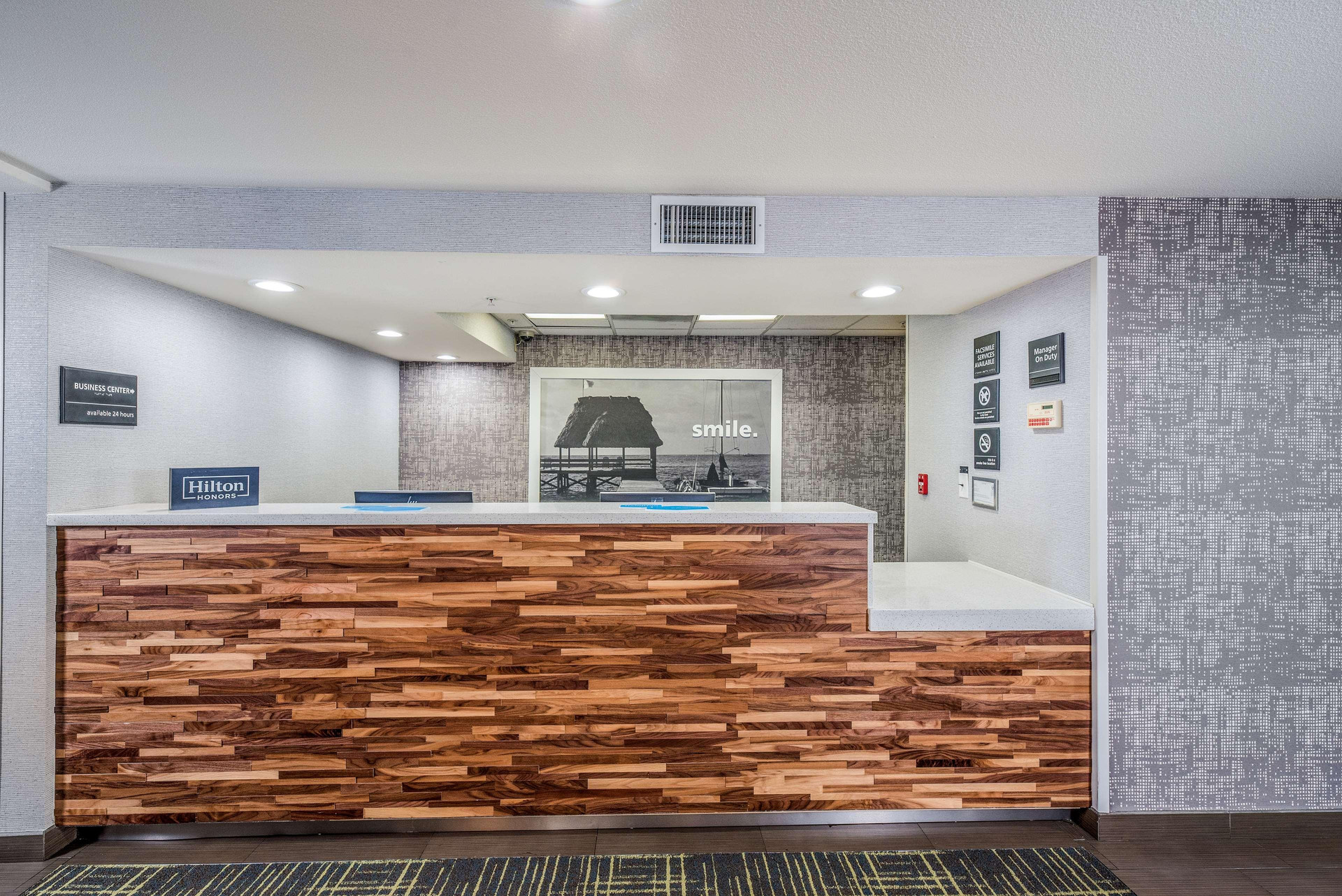 Vista Lobby Hampton Inn Oakland-Hayward