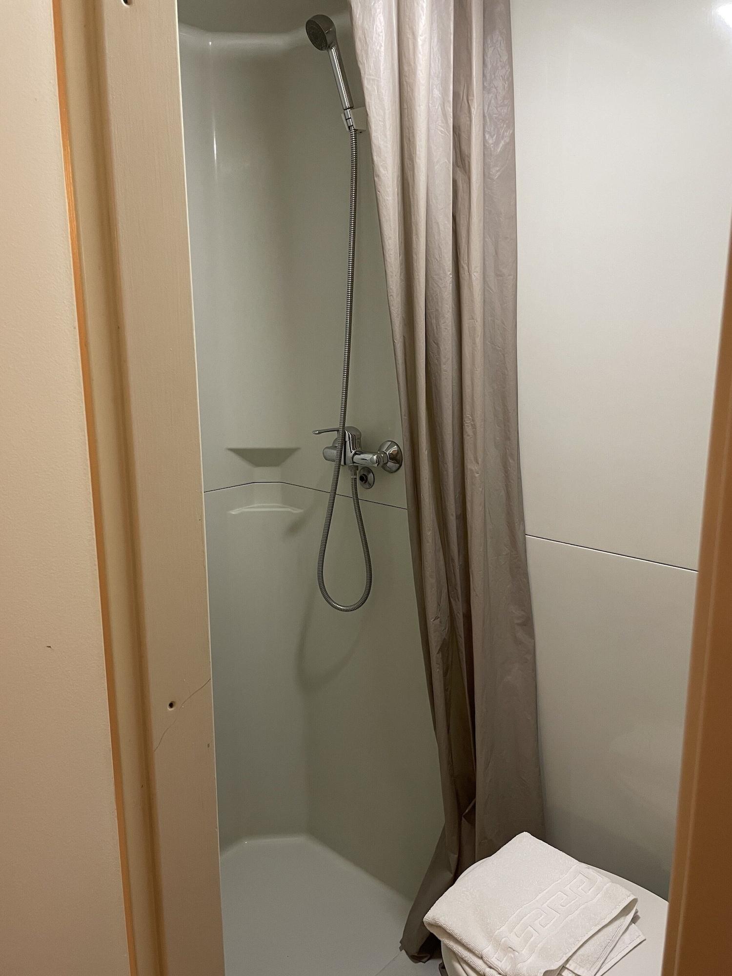 Equipamiento de Habitación HECO Lyon sud Vienne - ex Première Classe