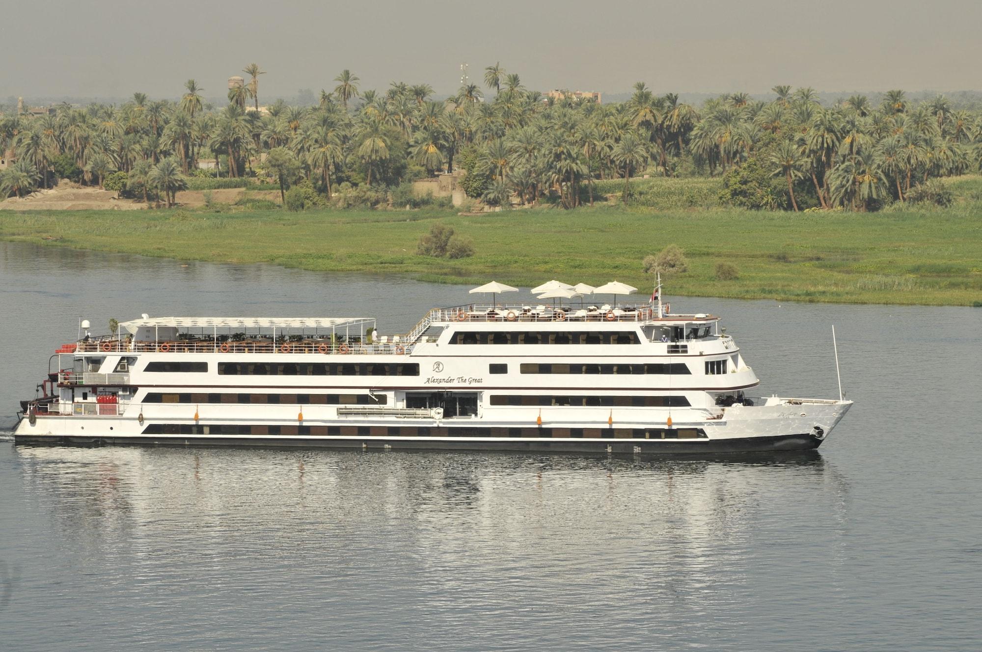 Vista Exterior MS Alexander The Great Nile Cruise