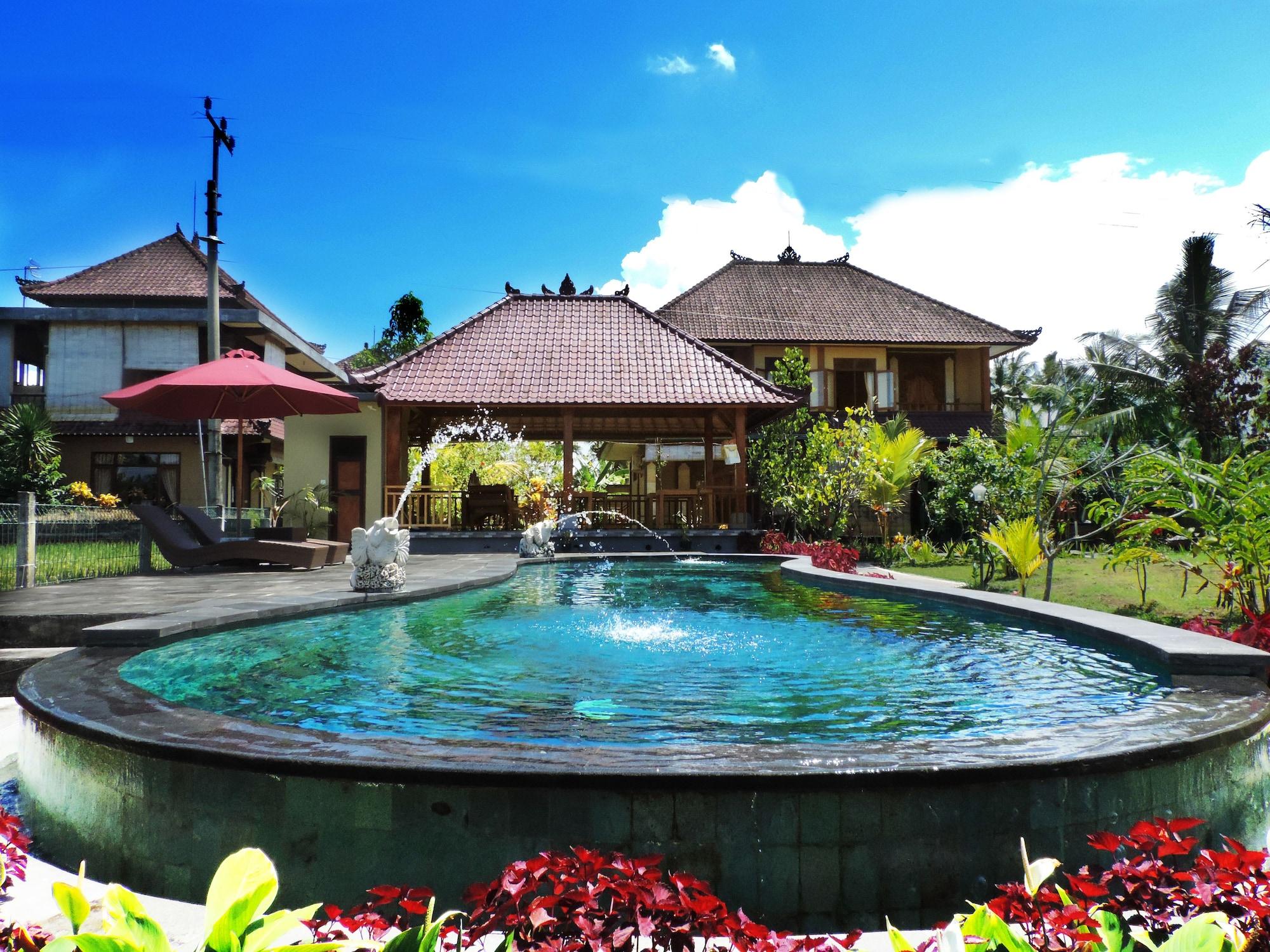 Vista Piscina Pondok Ayu