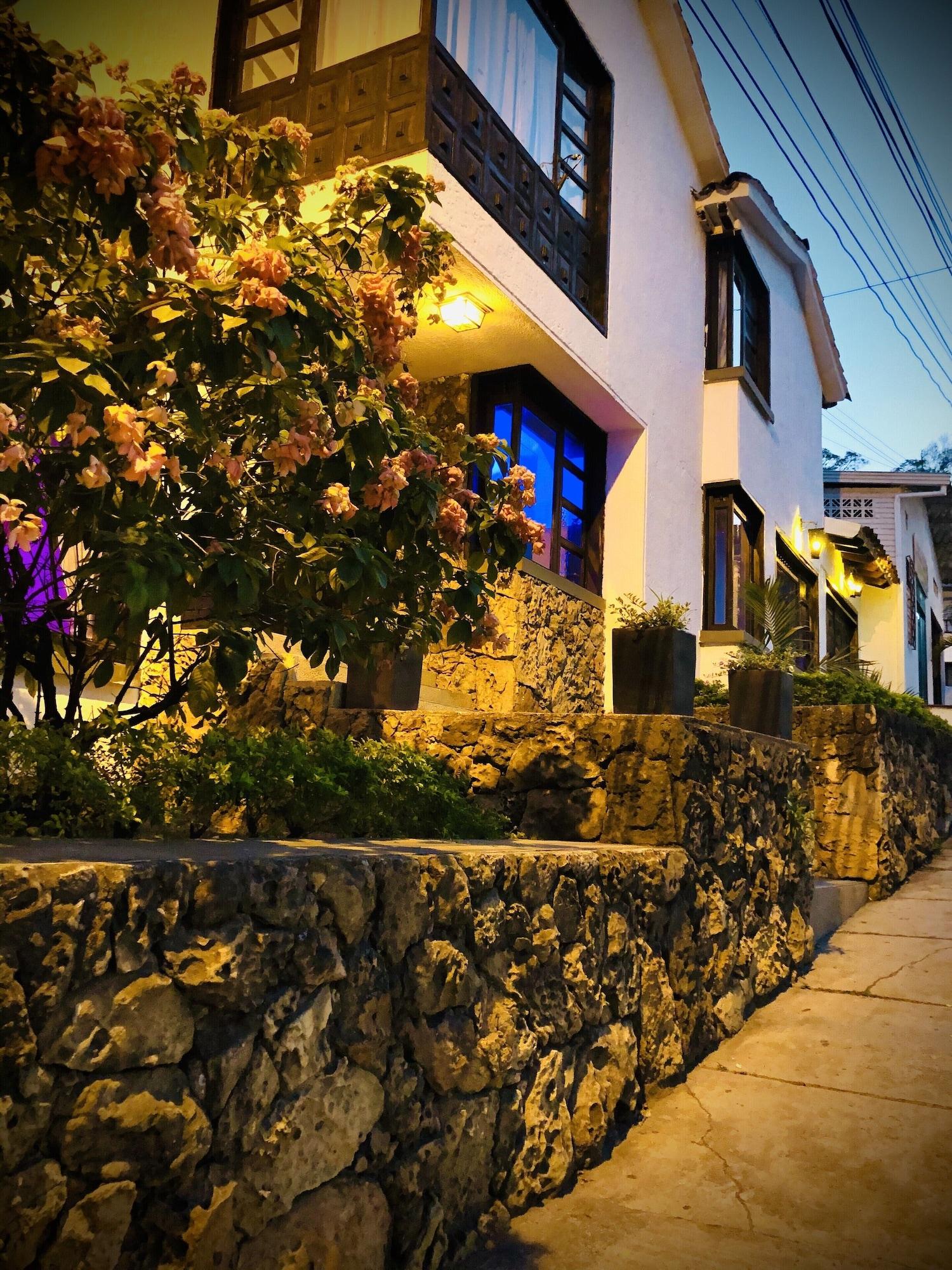 Vista Exterior Green Door Boutique - Hostel
