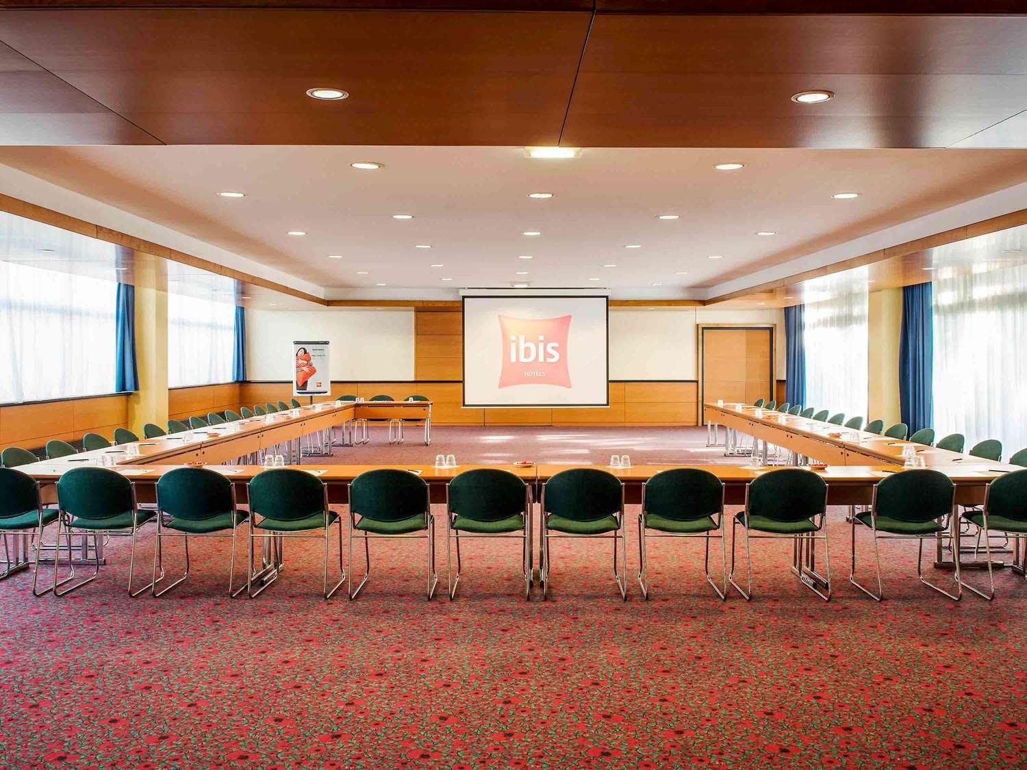 Hotel ibis Paris 17 Clichy-Batignolles - formerly Berthier