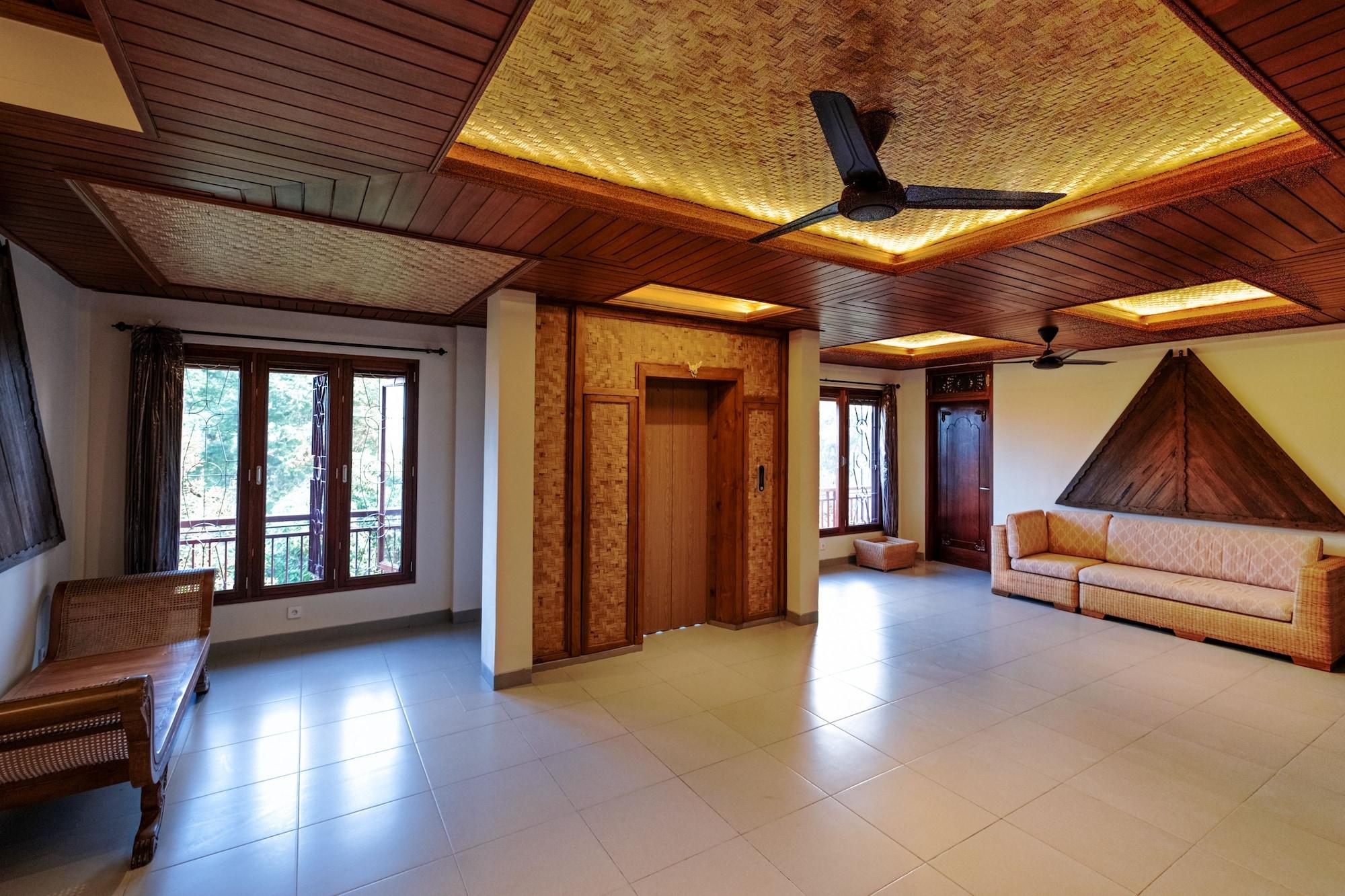 Gimnasio Murni's Houses and Spa