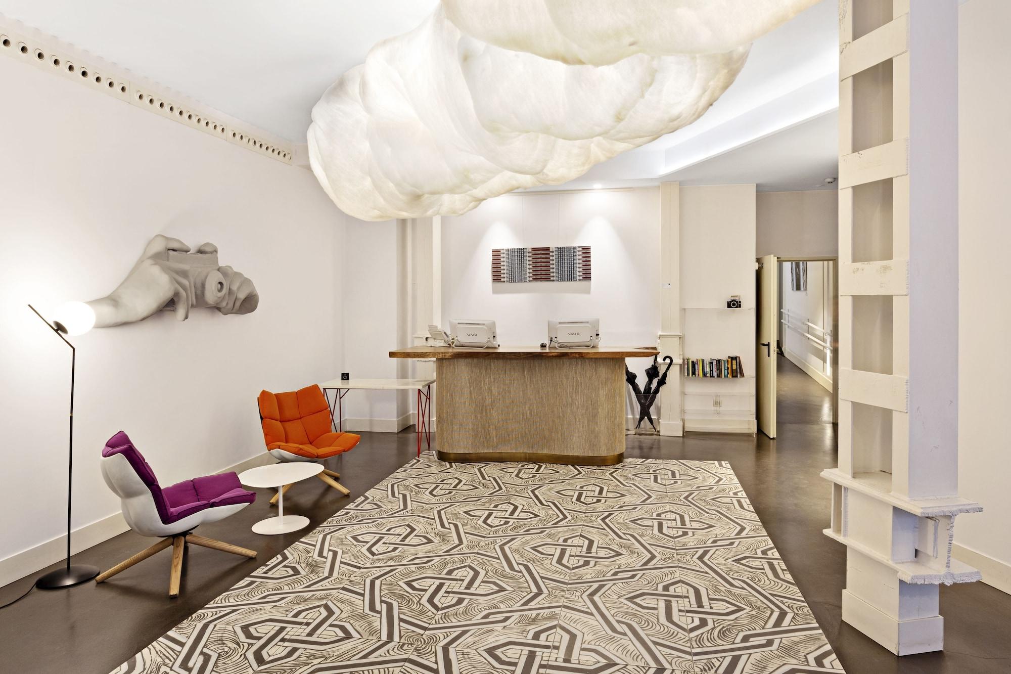 Vista Lobby One Shot Prado