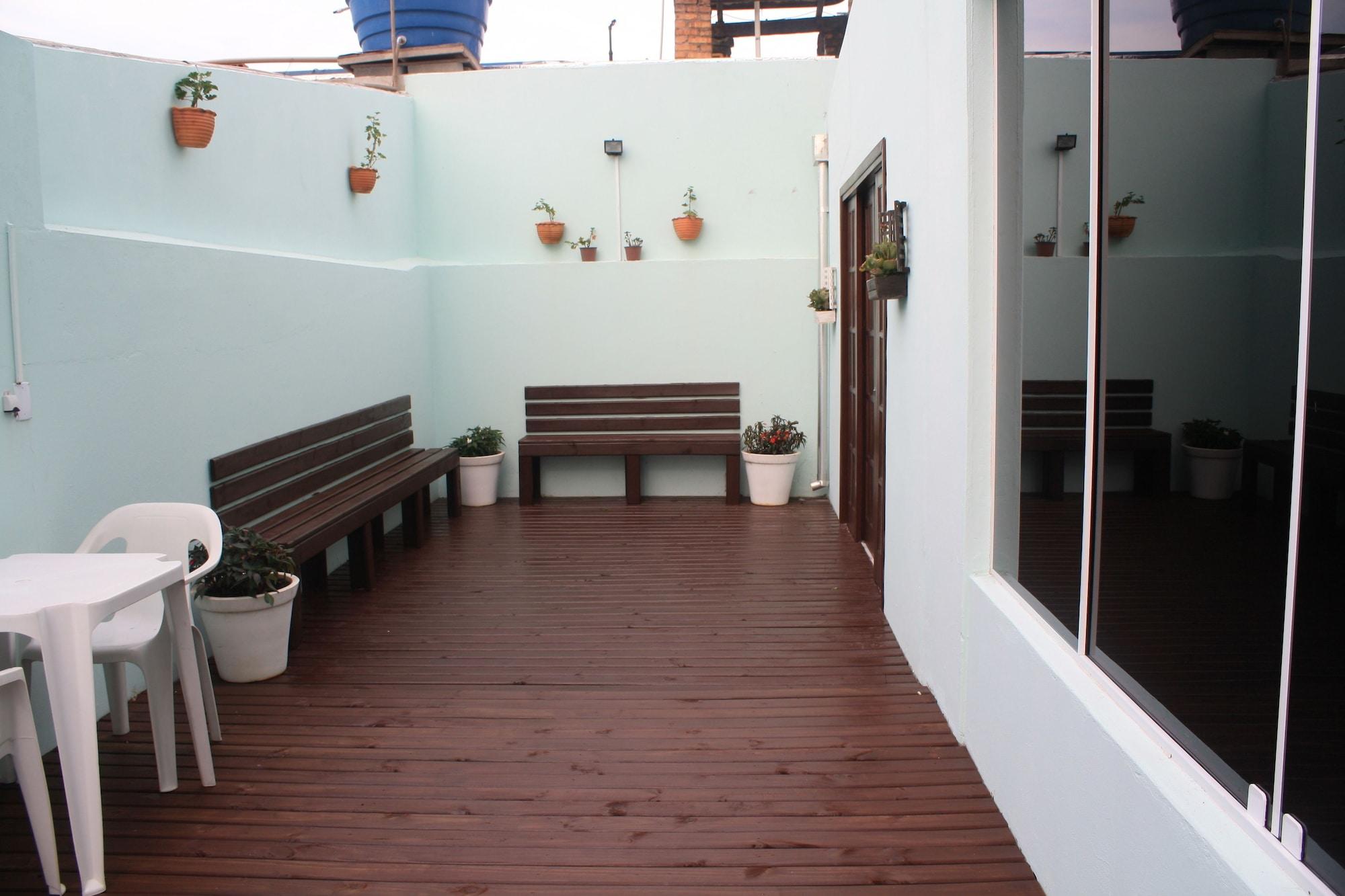 Vista Piscina Hotel Dom Fish