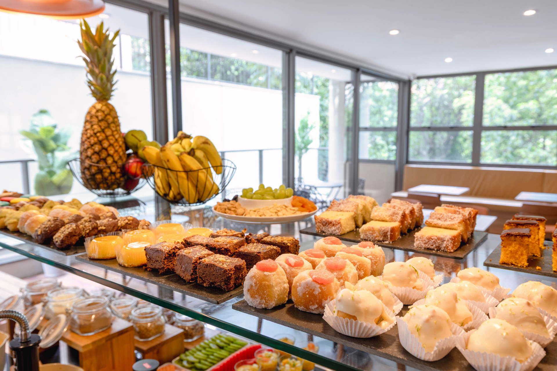 Vista Exterior Cozzy Premium Paulista Hotel