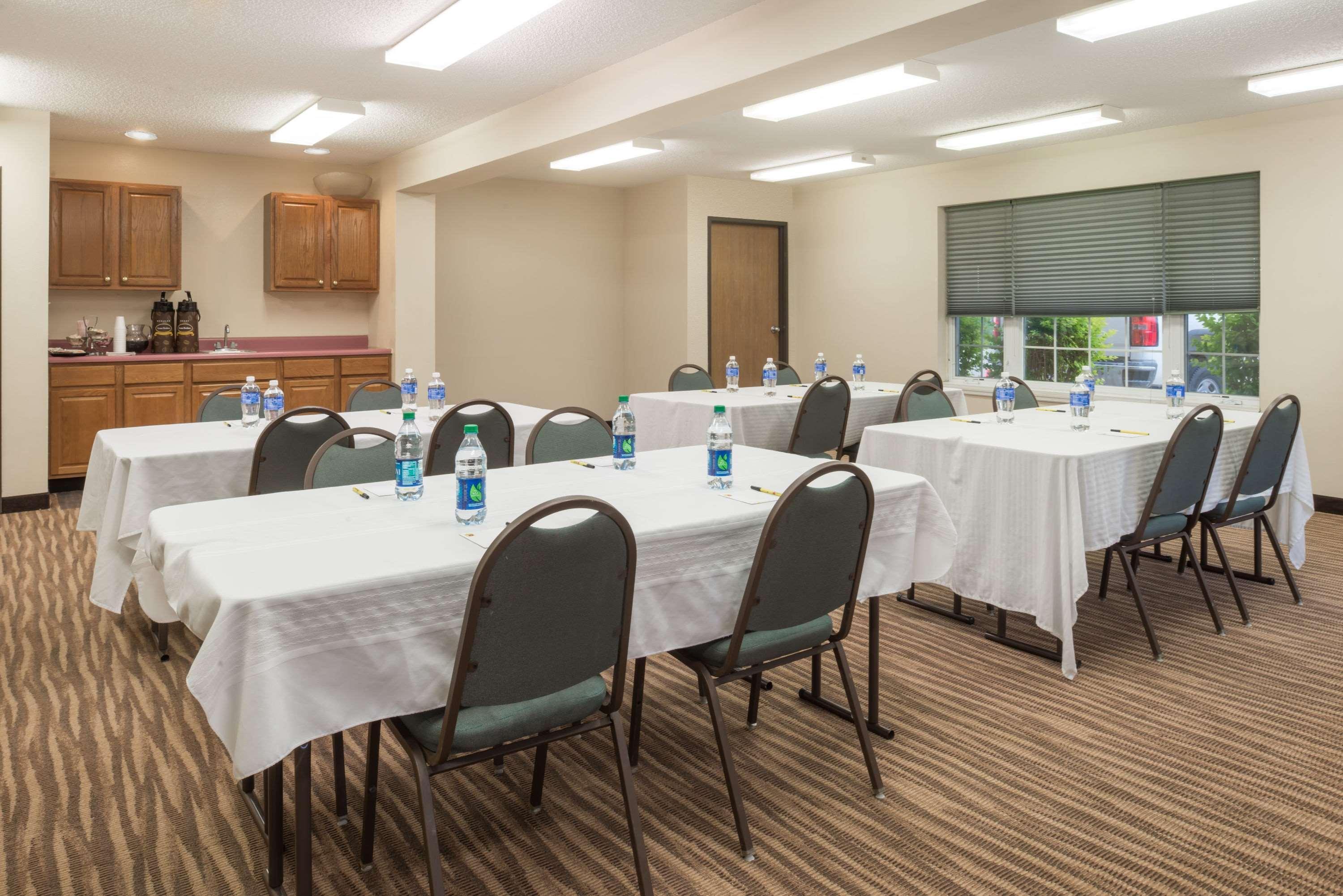 Centro de Negocios Super 8 by Wyndham Jerseyville