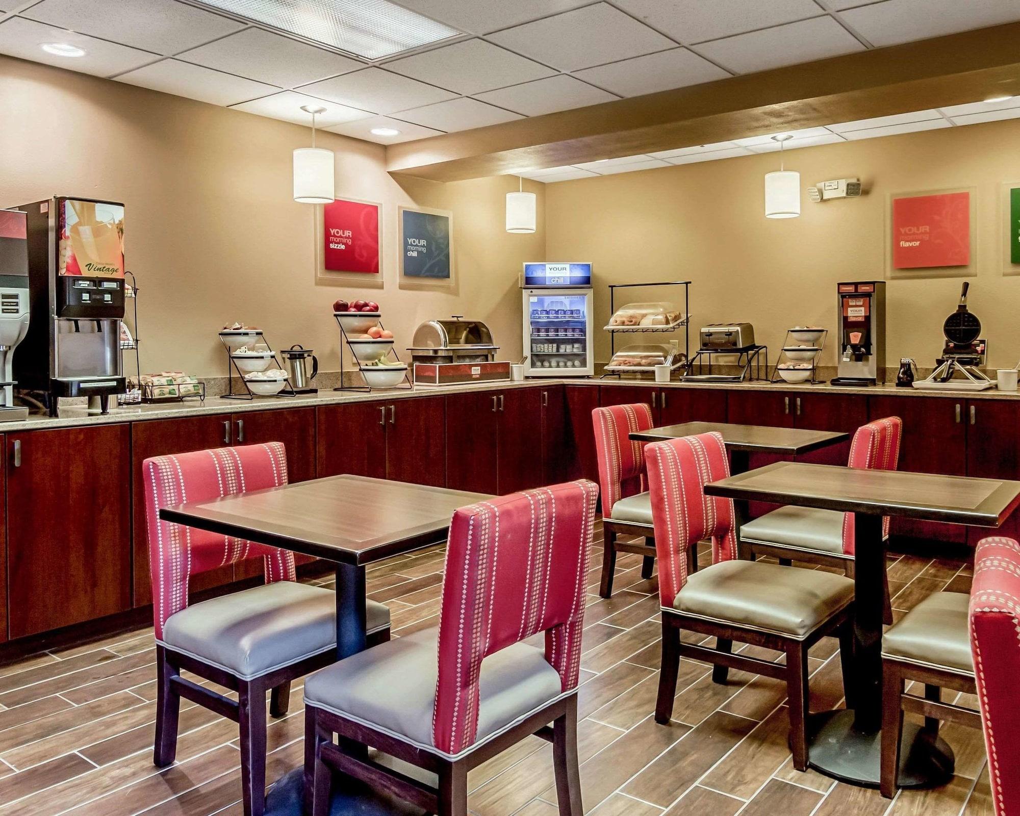 Restaurant Comfort Inn & Suites Grafton - Cedarburg