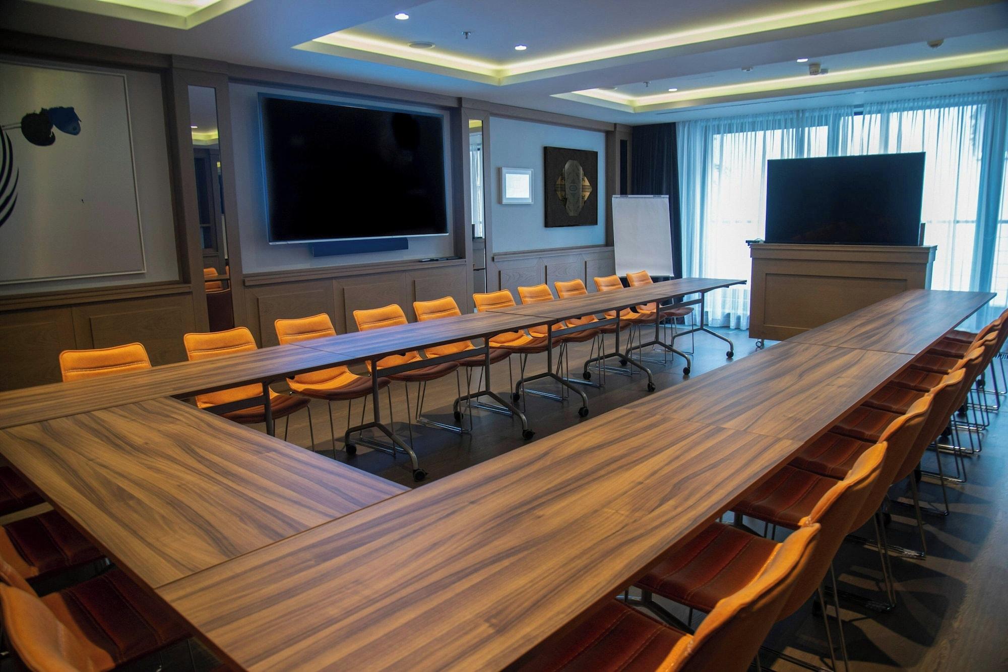 Sala de Reuniones Courtyard Marriott Belgrade City Center