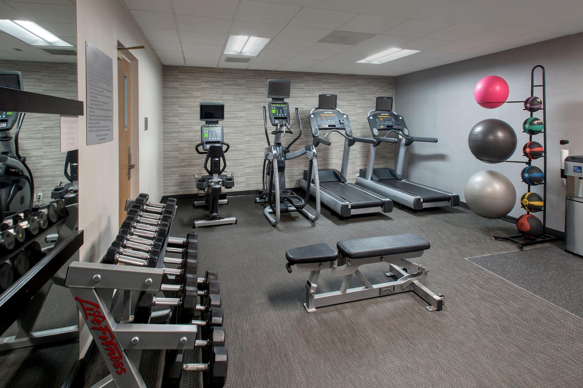Gimnasio Courtyard by Marriott Tarrytown Westchester County