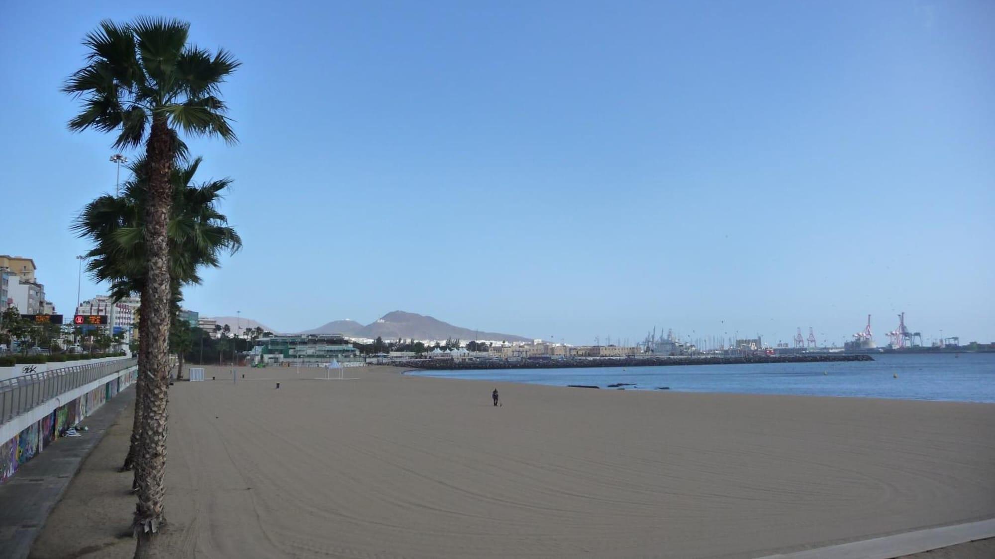 Playa Hostal Alcaravaneras - Adults Only