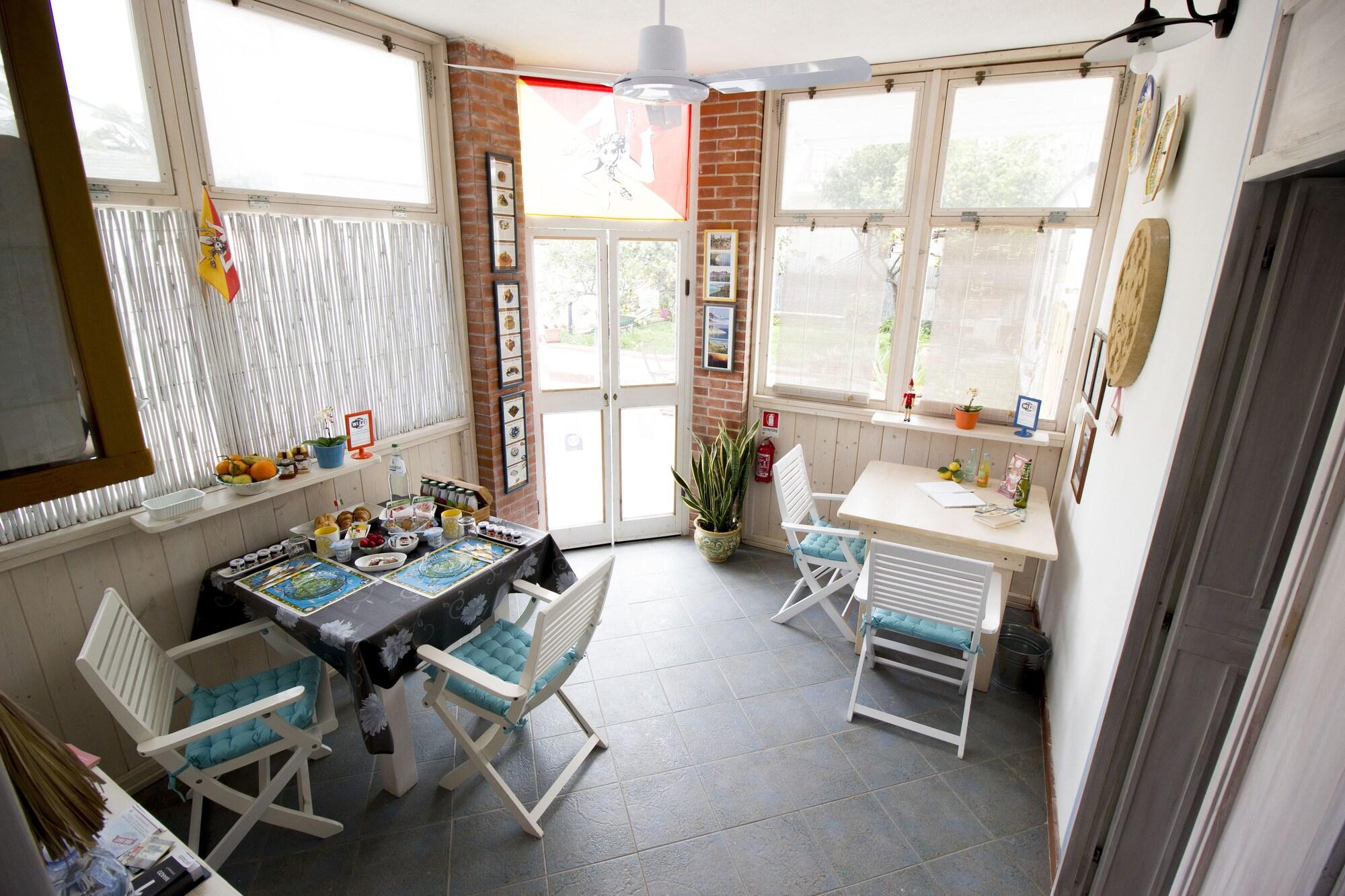 Vista Lobby B&B San Leone