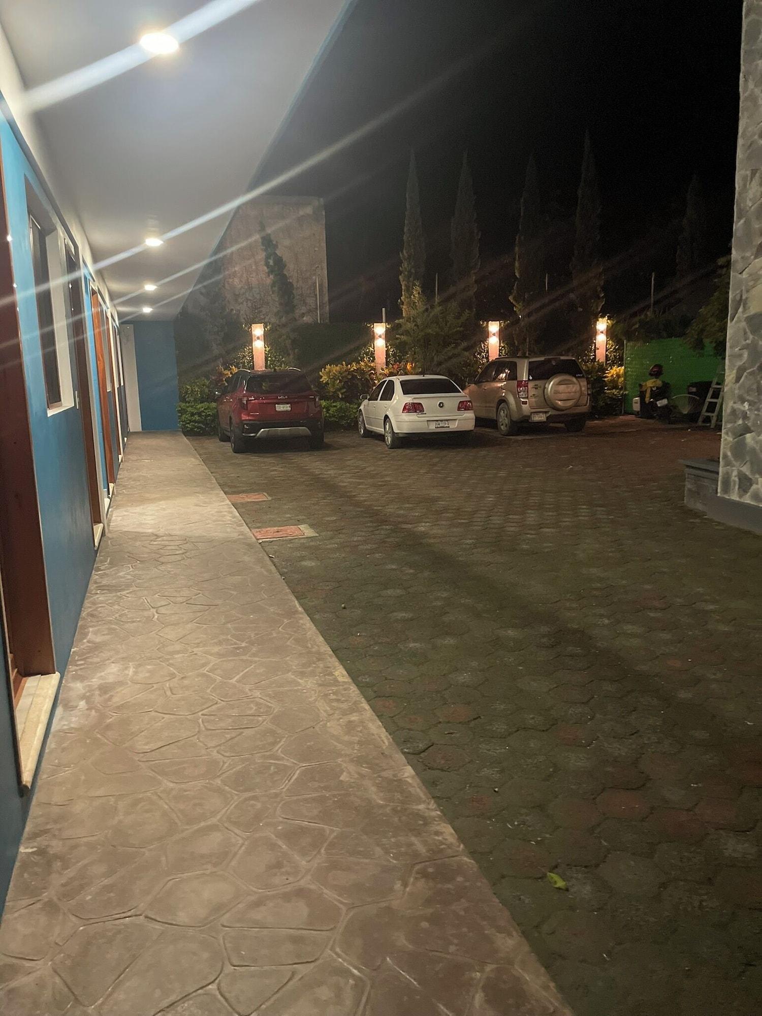 Varios Hotel Hormiguero