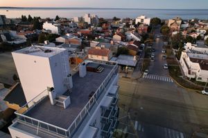 Alojamiento - Experiencia CQ Parry