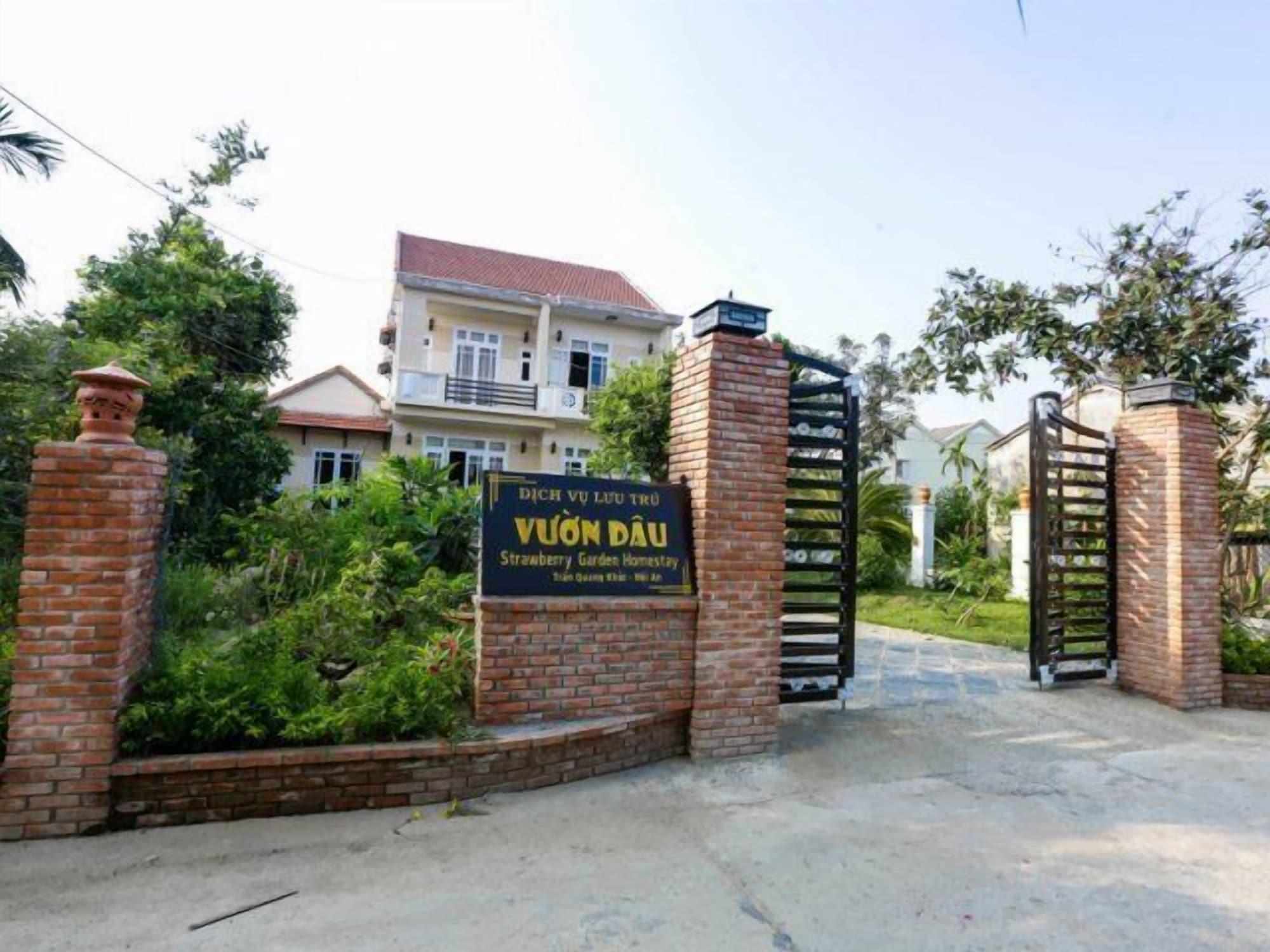 Vista Exterior Strawberry Garden Homestay