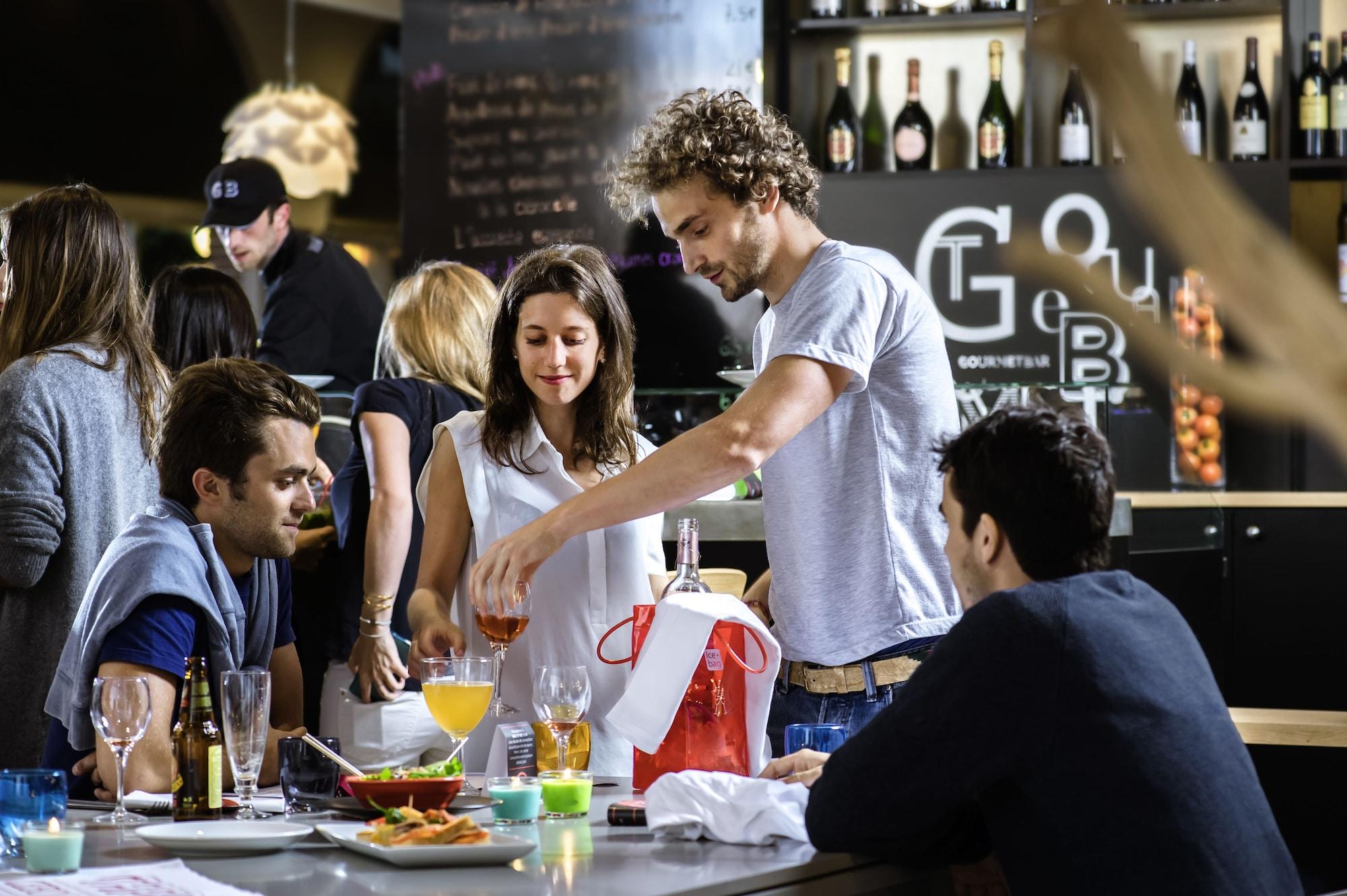 Restaurant Novotel Amsterdam Schiphol Airport