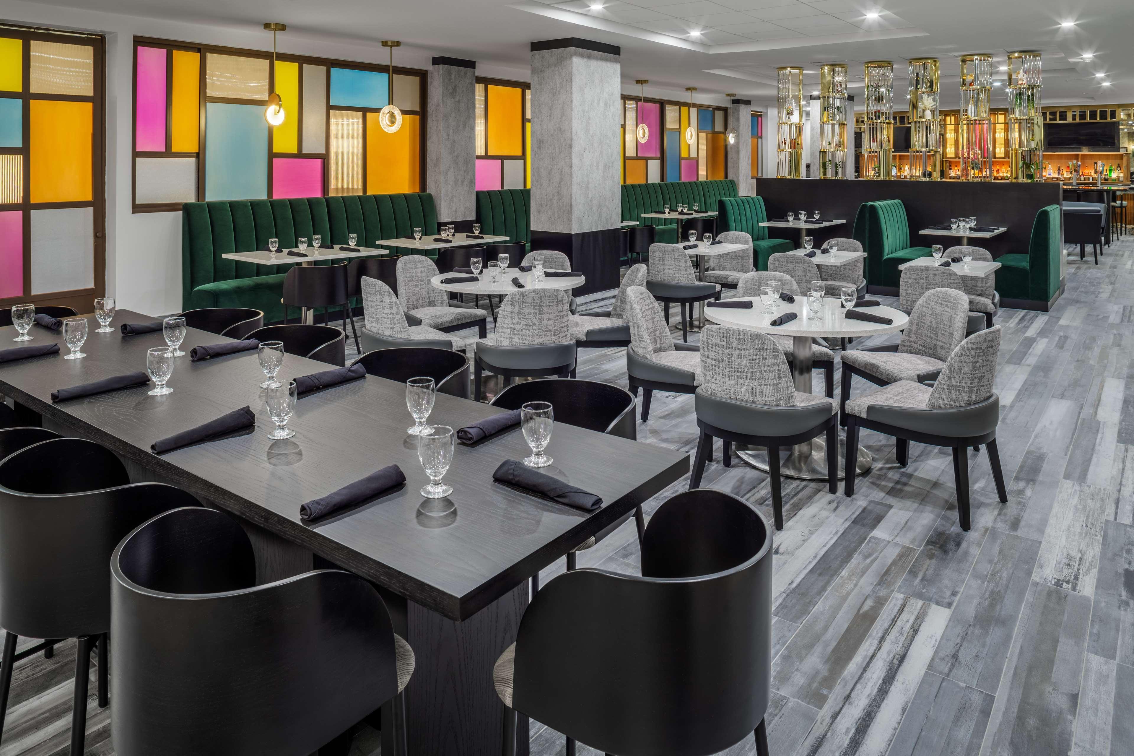 Bar/Salón DoubleTree by Hilton Sarasota Bradenton Airport