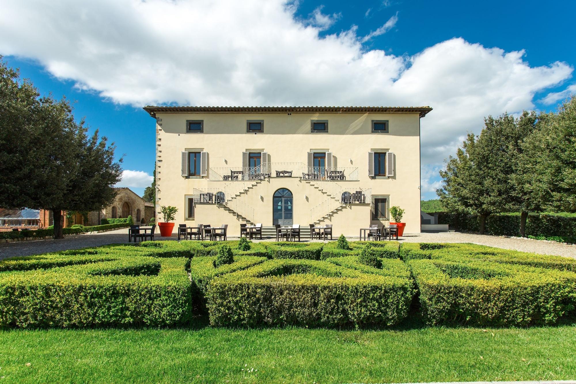 Vista Exterior Castello La Leccia
